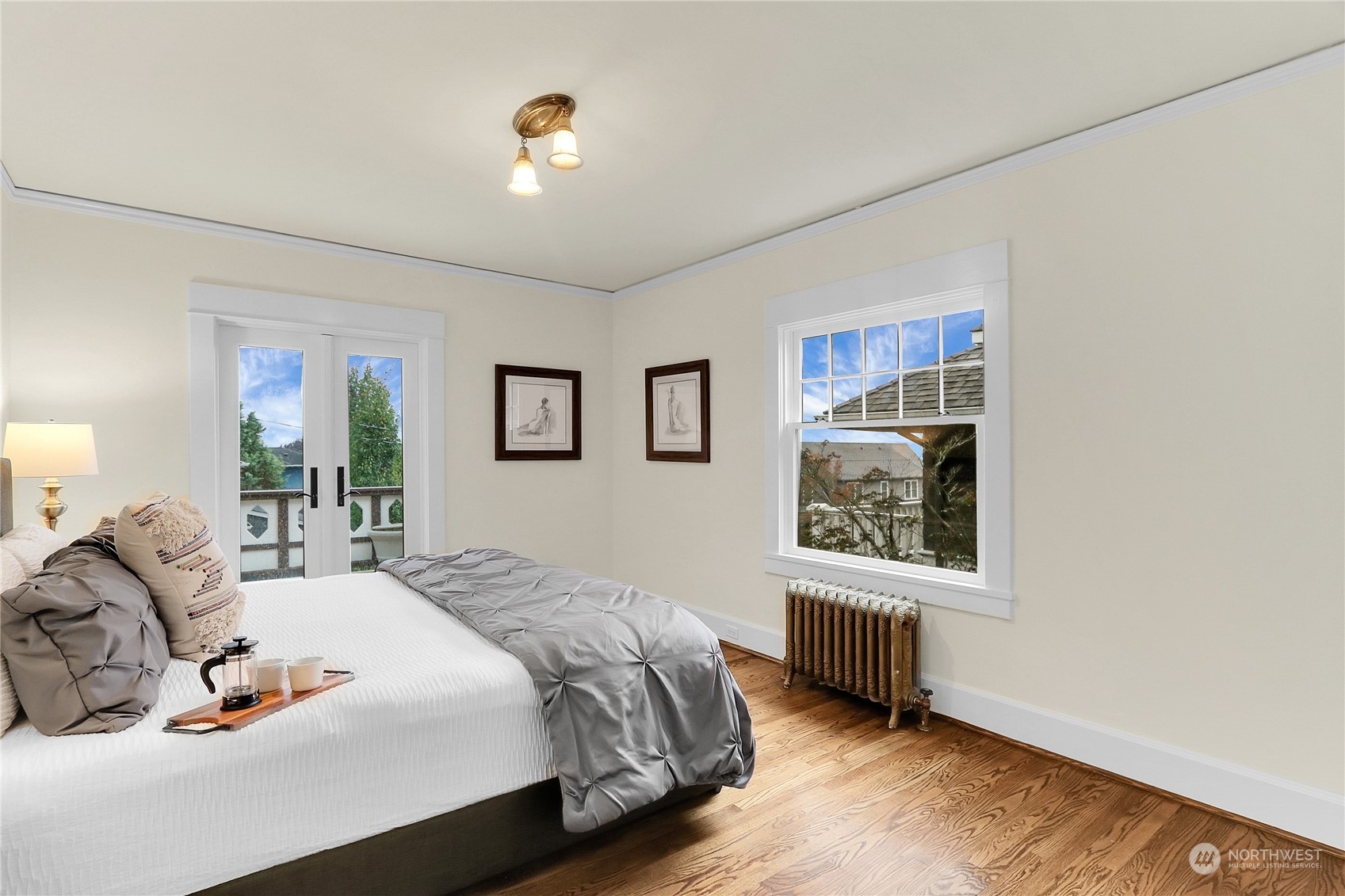 2507 10th Avenue W