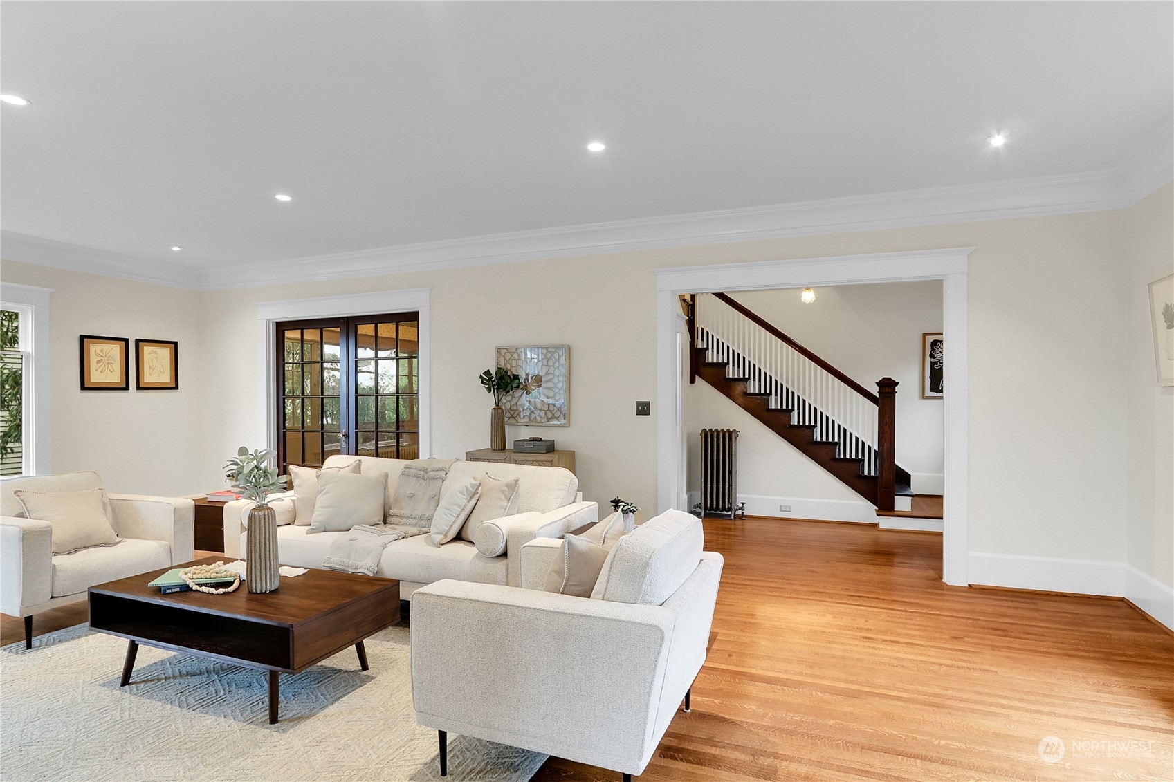 2507 10th Avenue W