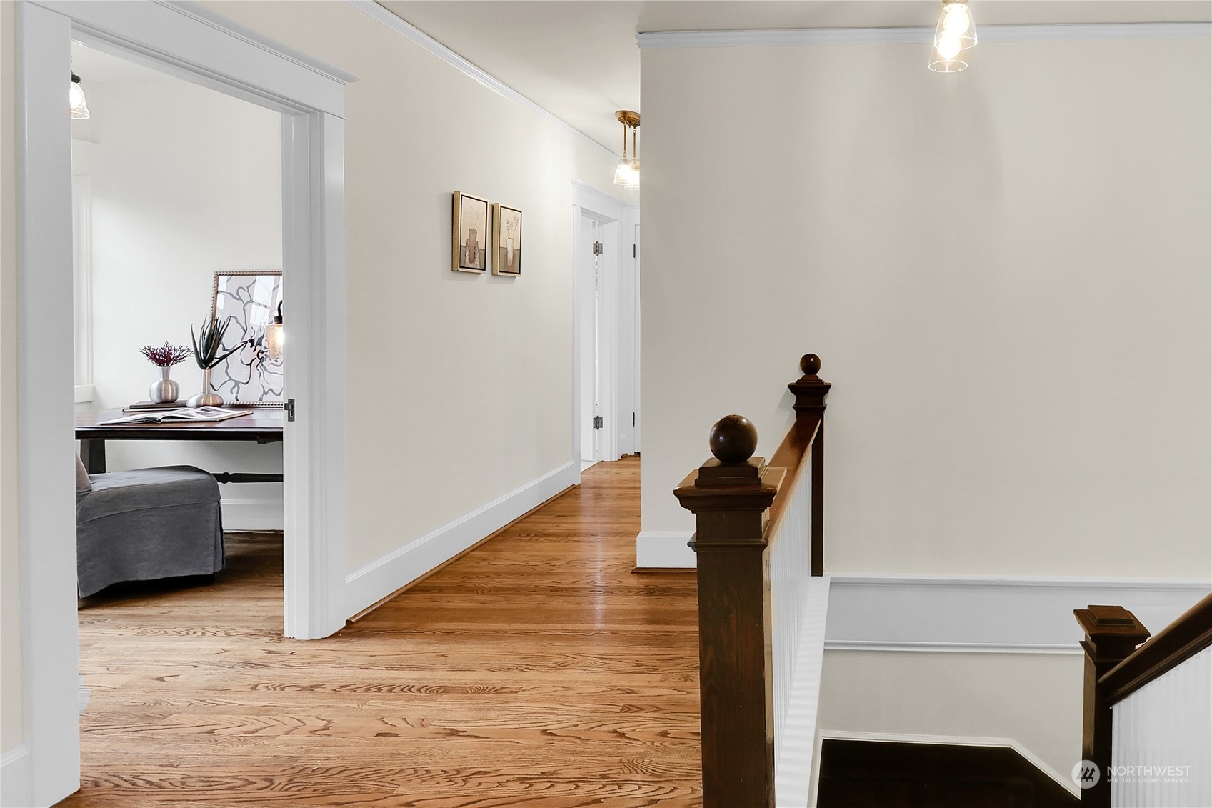 2507 10th Avenue W