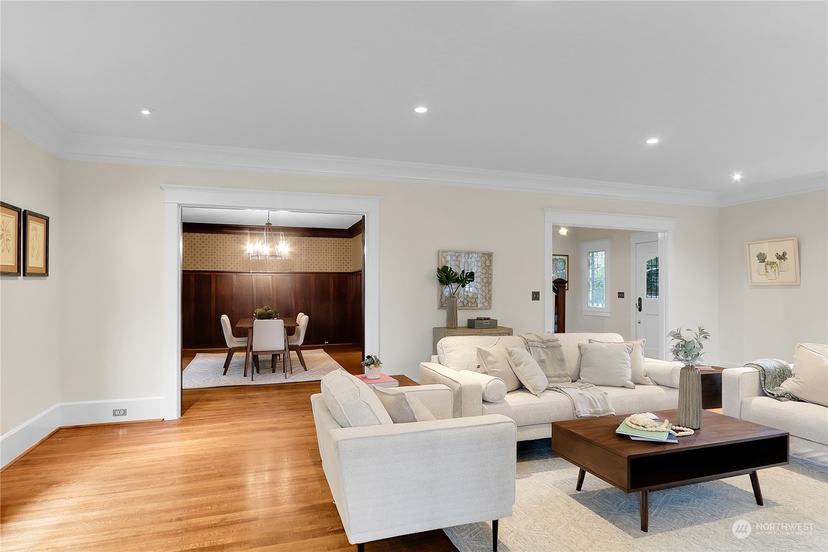 2507 10th Avenue W