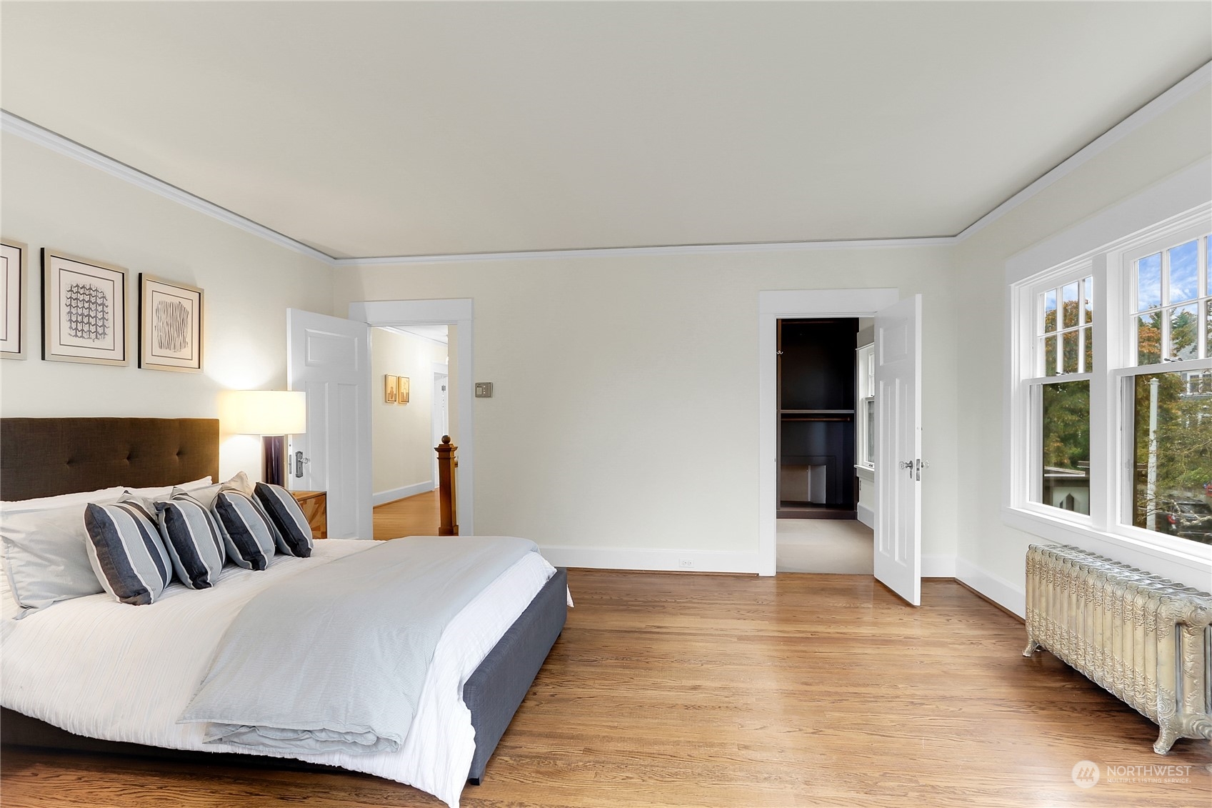 2507 10th Avenue W