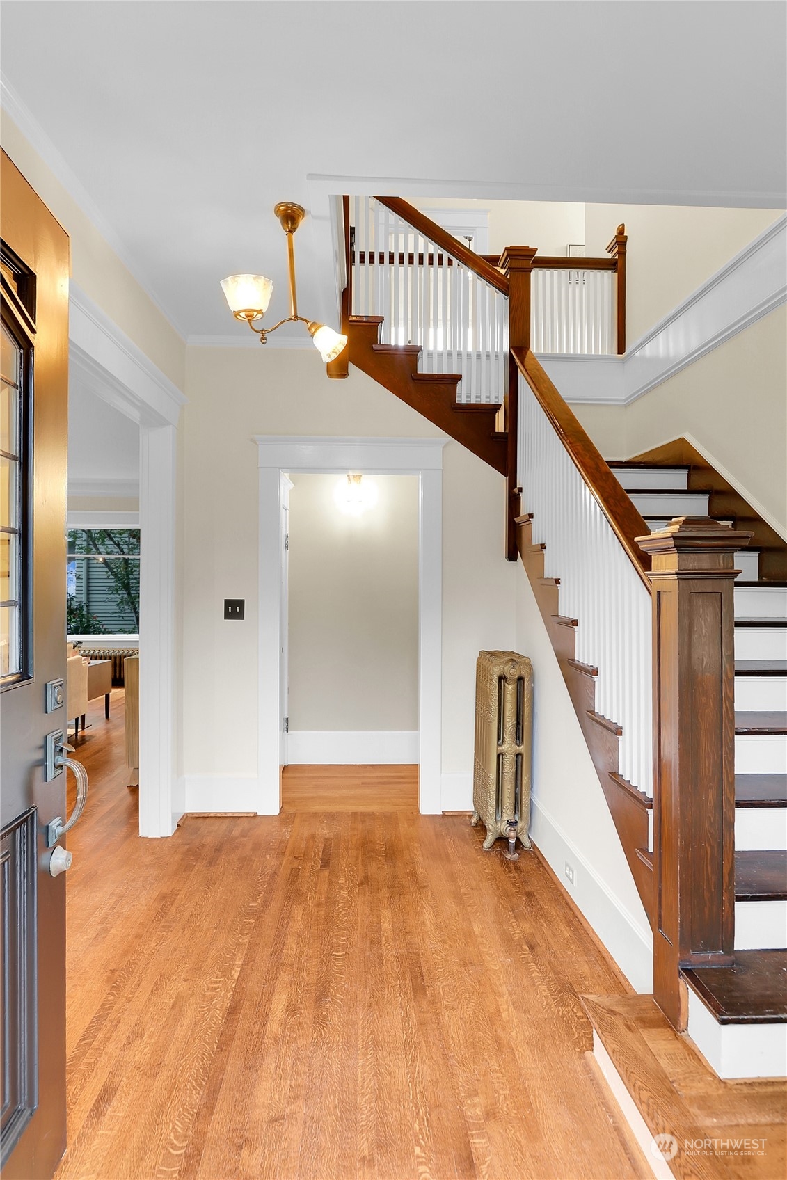 2507 10th Avenue W