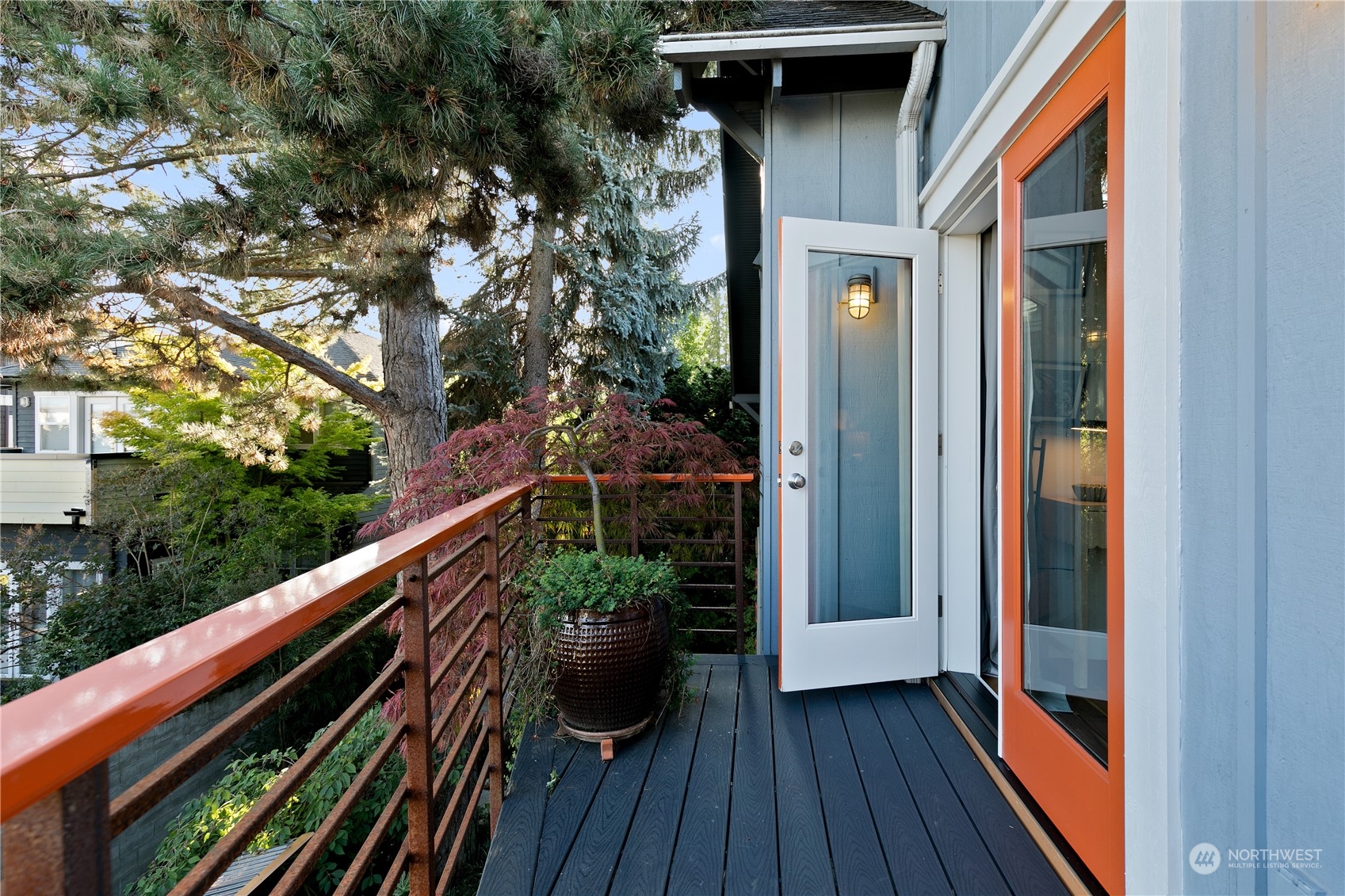 2340 42nd Avenue E