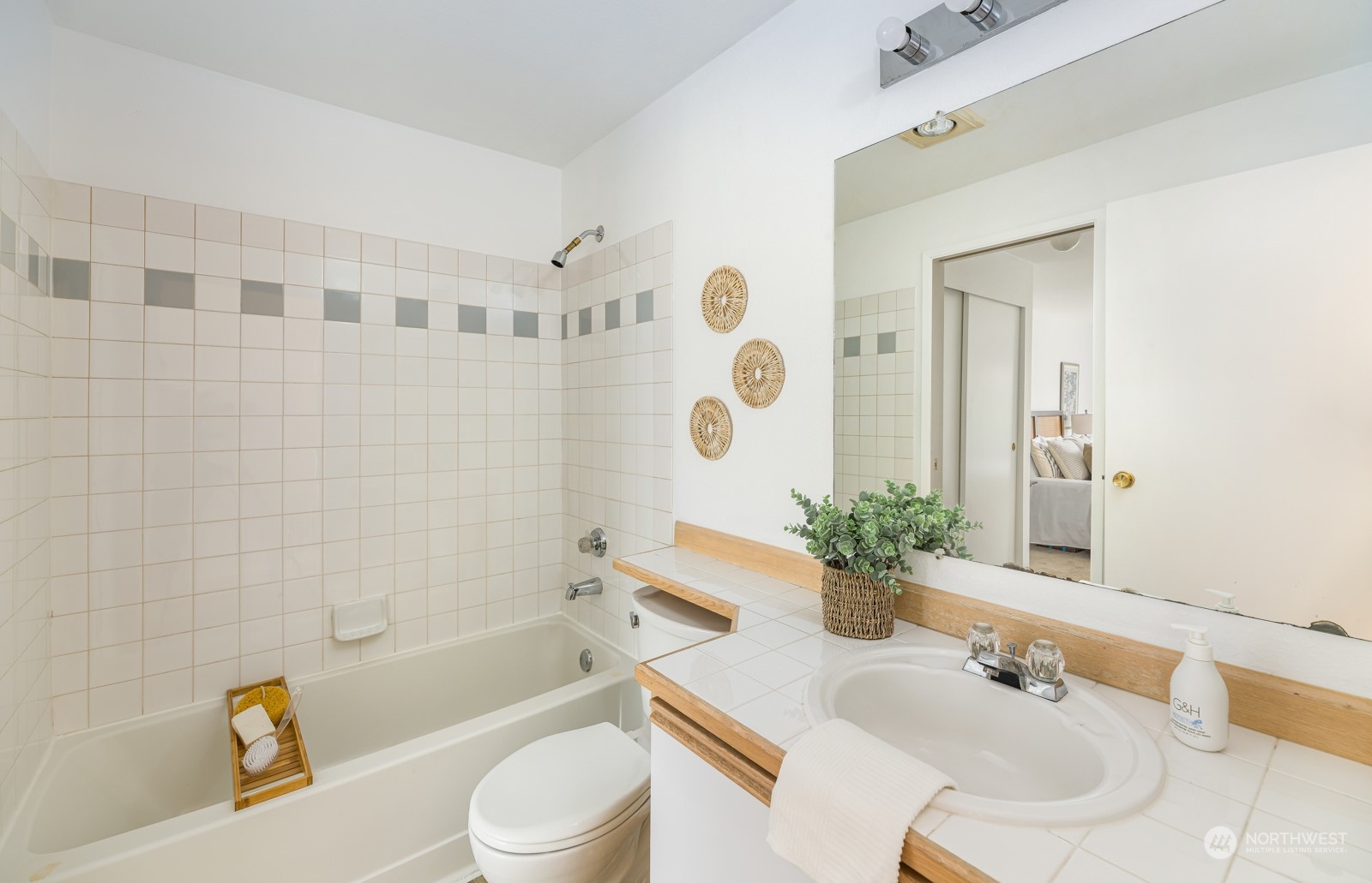 215 100th Street SW Unit: C101