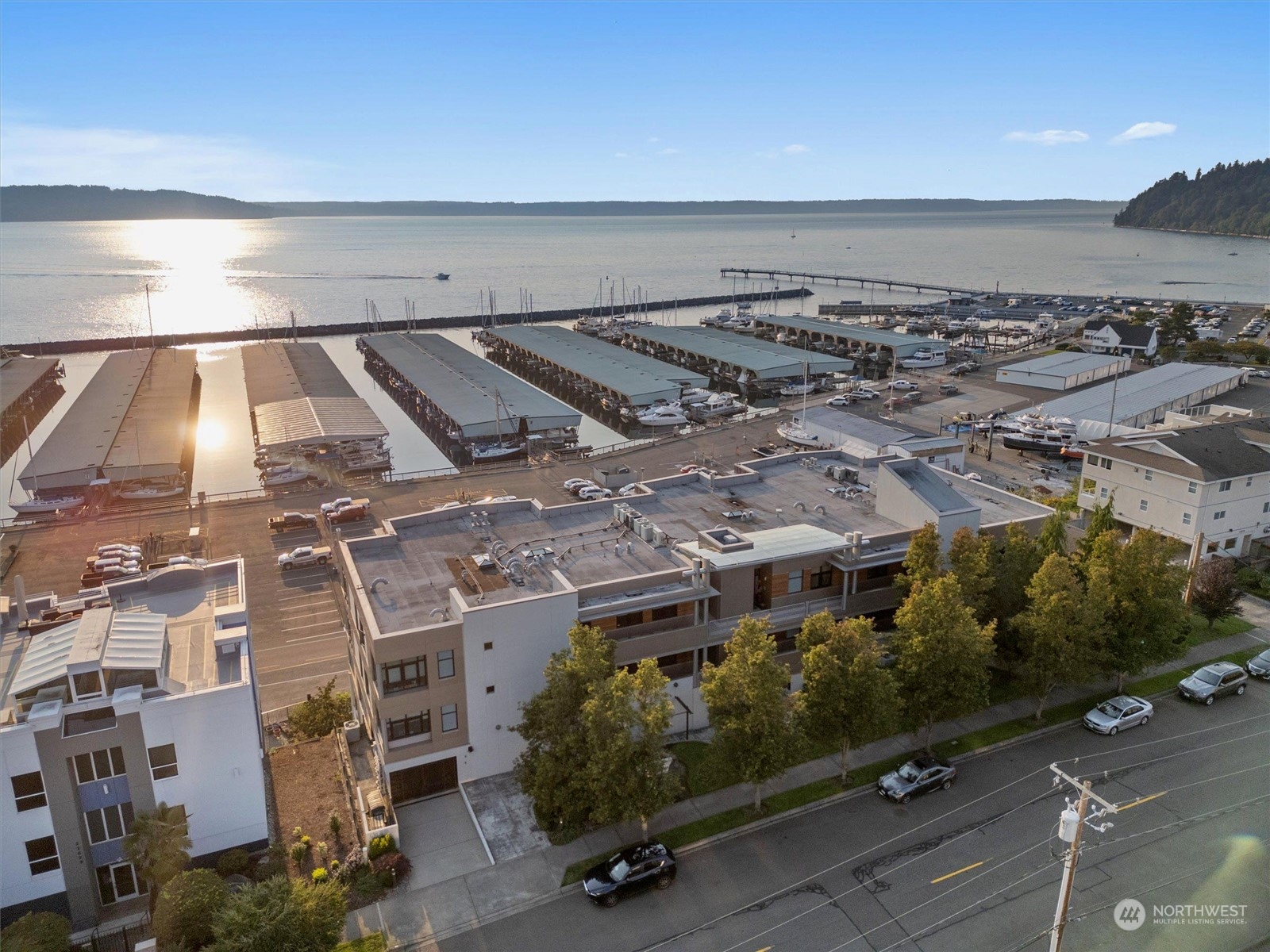 22515 6th Avenue S Unit: 402