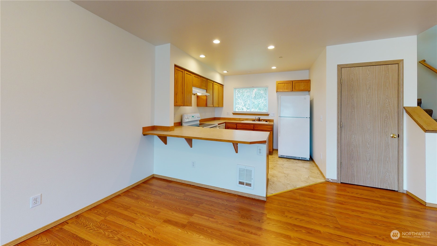 113 -115 W Casino Road