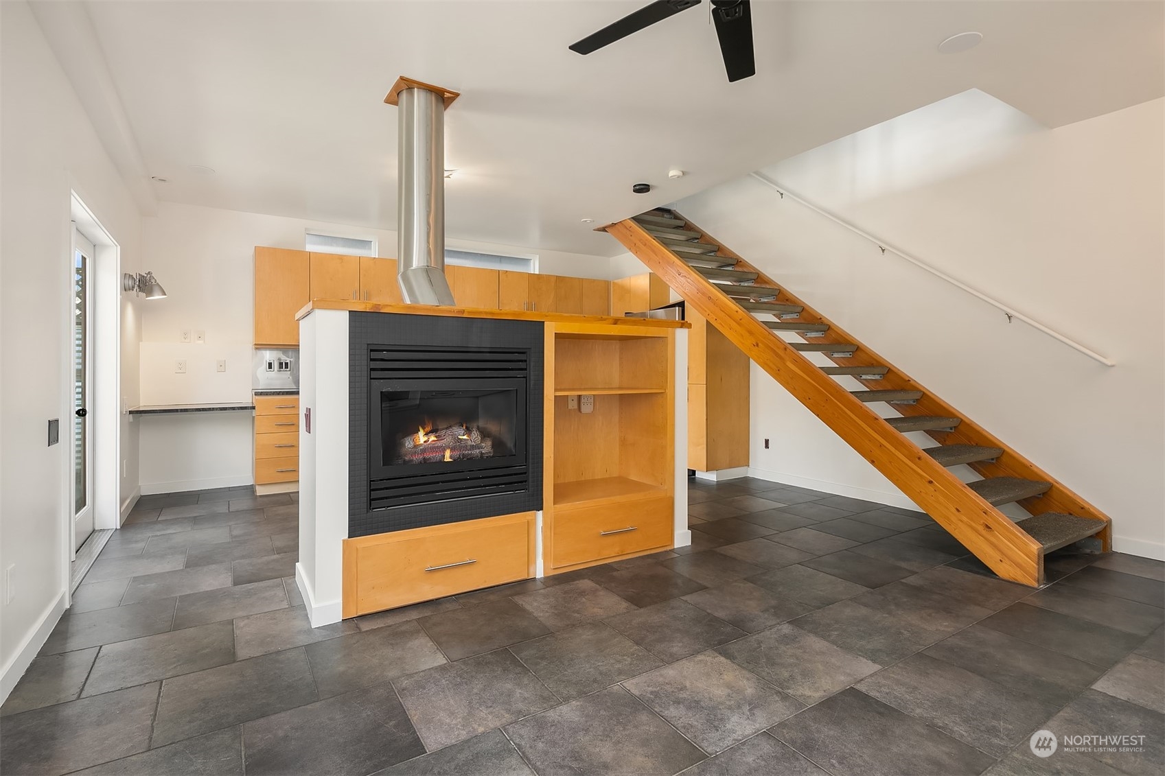 119 27th Avenue E Unit: A