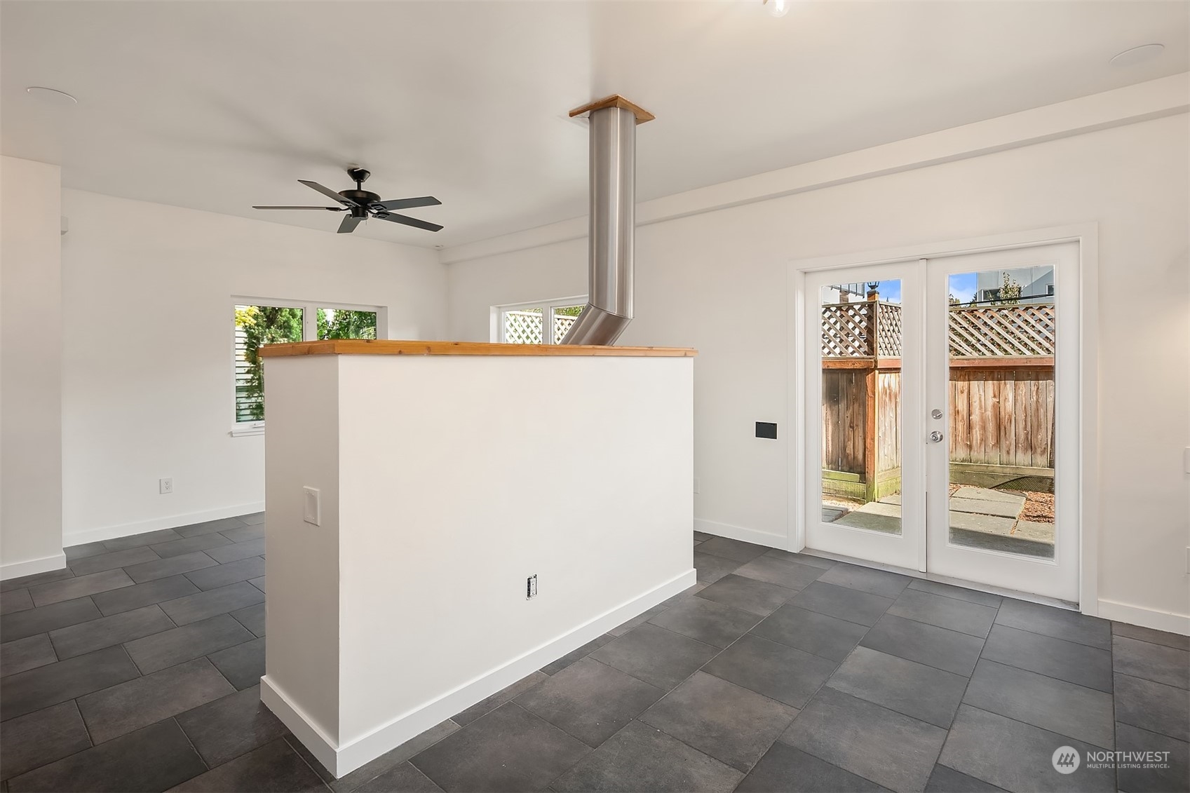 119 27th Avenue E Unit: A