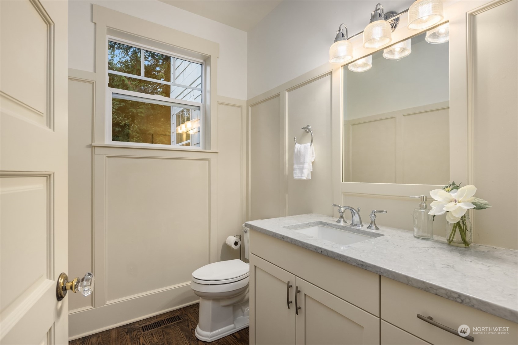8655 NE Stager Court
