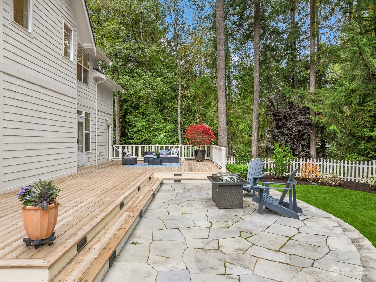 8655 NE Stager Court
