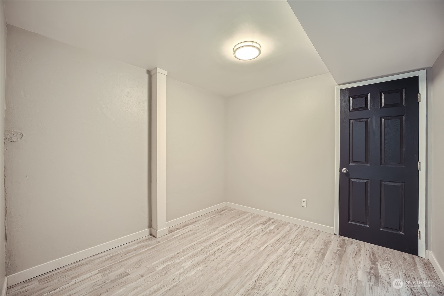 6440 S 127th Place