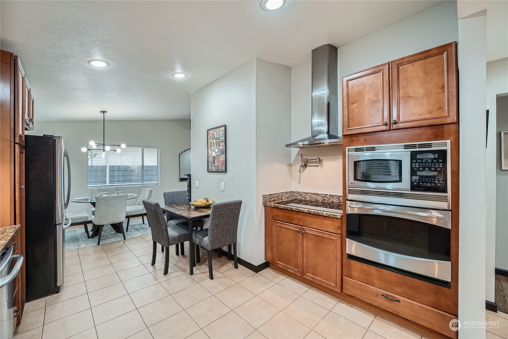 6440 S 127th Place