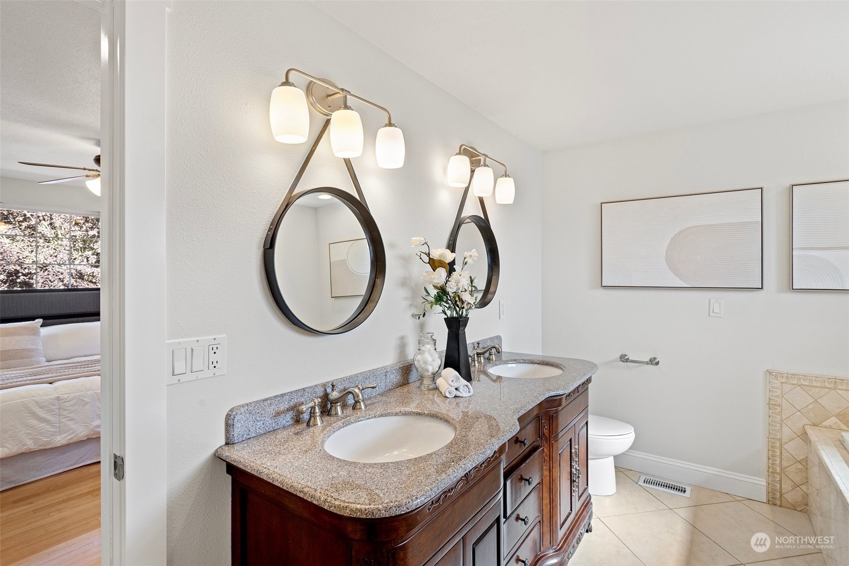 10012 126th Street E