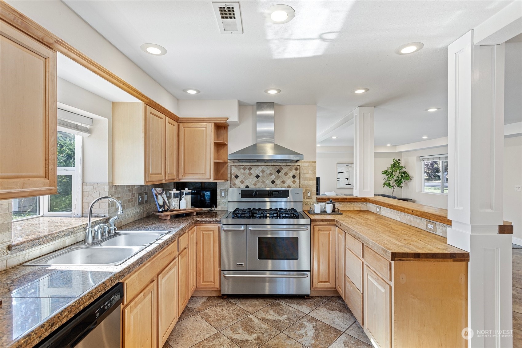 10012 126th Street E