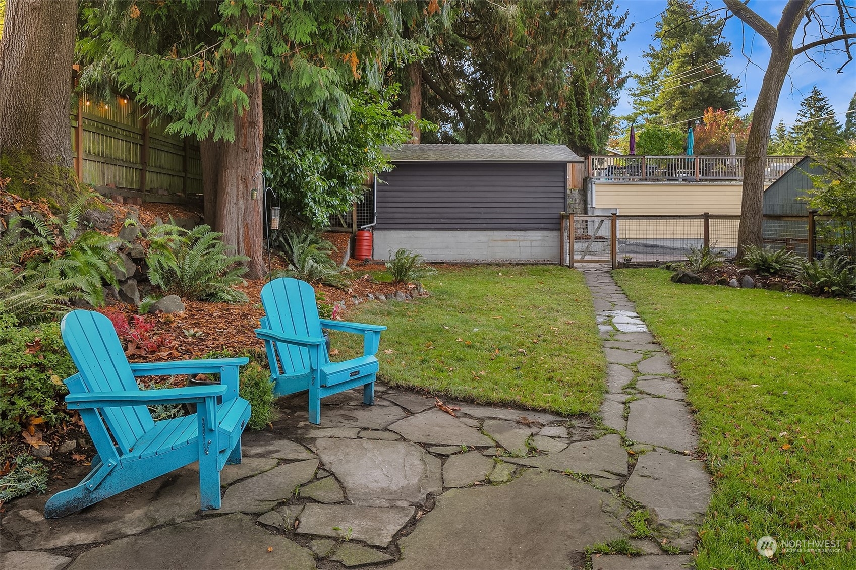 3007 NE 95th Street