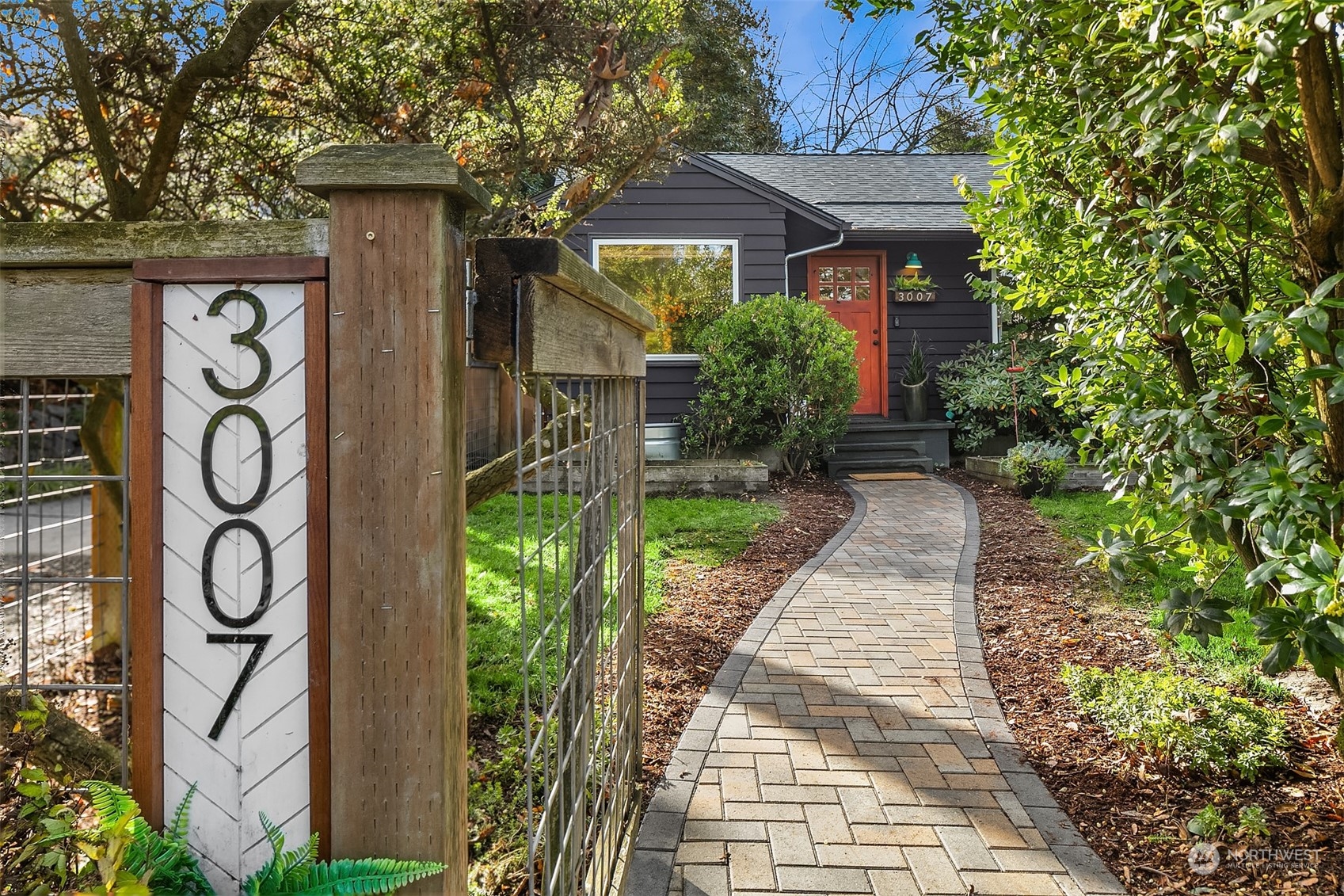 3007 NE 95th Street