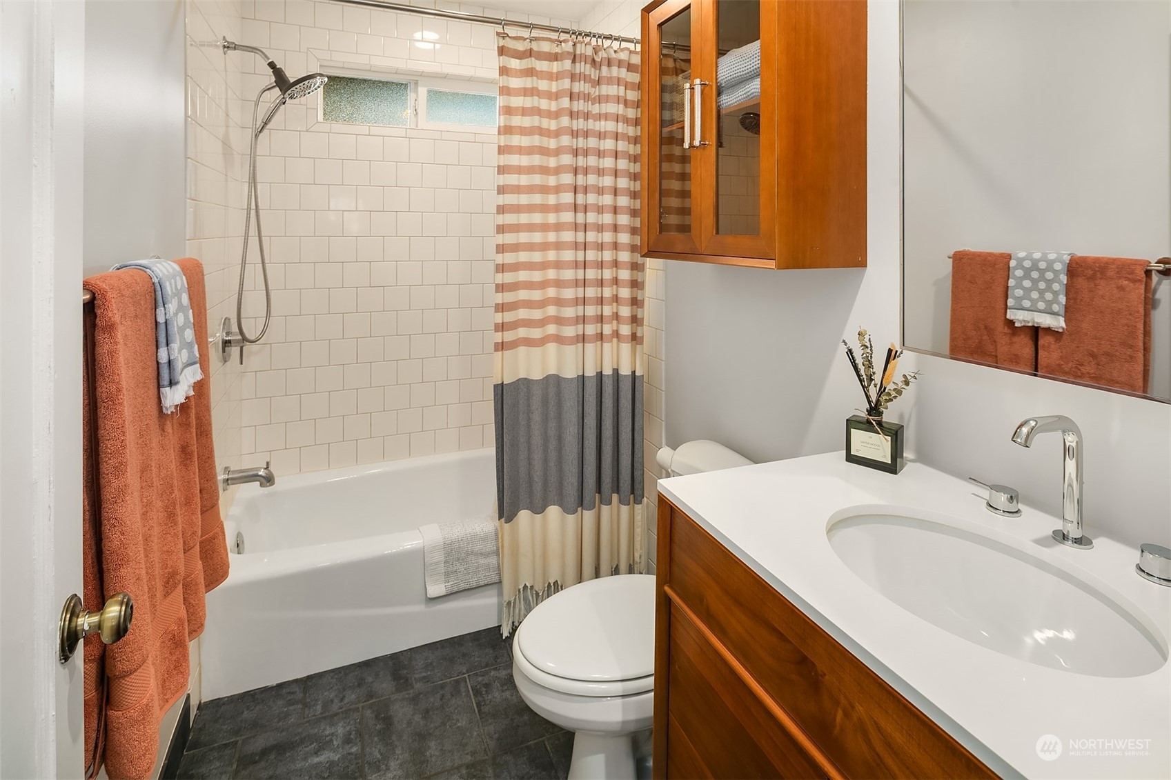 3007 NE 95th Street