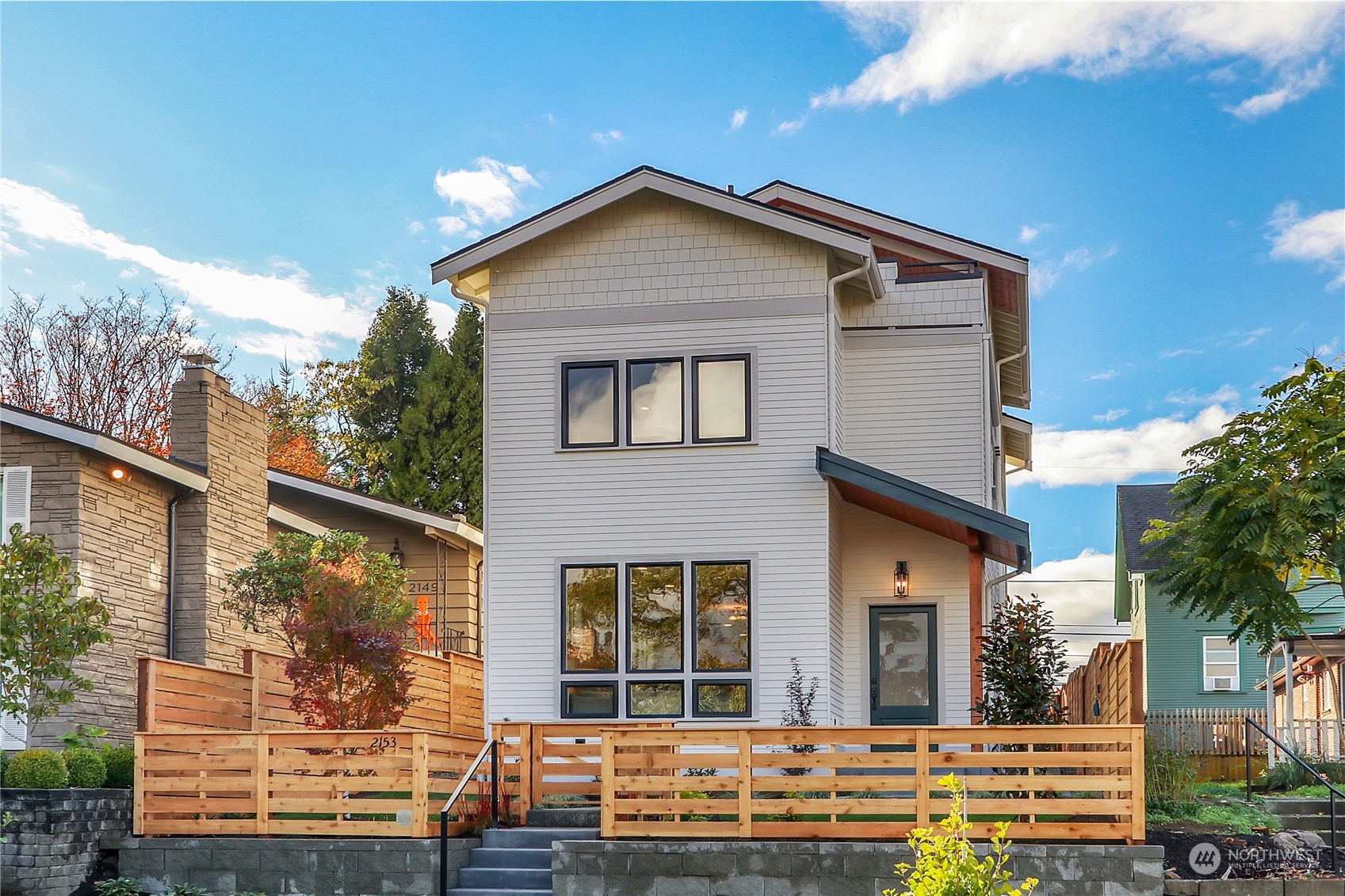 2153 4th Avenue W