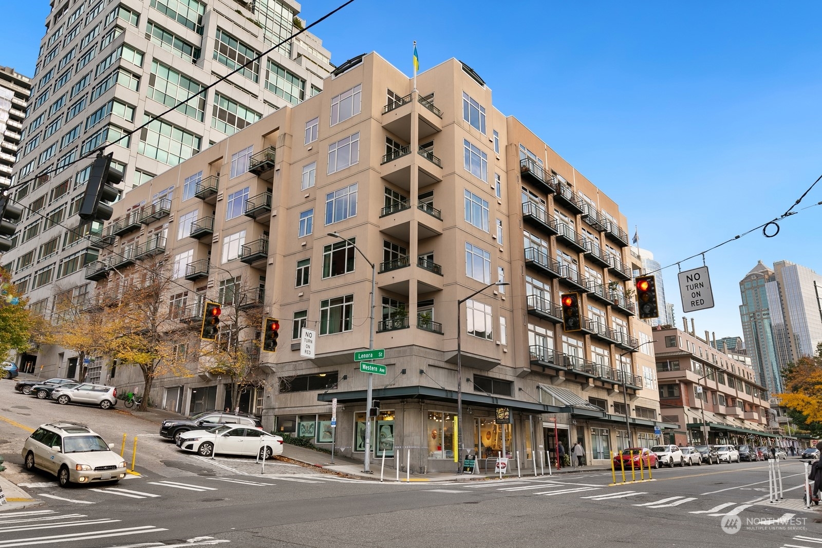 2030 Western Avenue Unit: 407