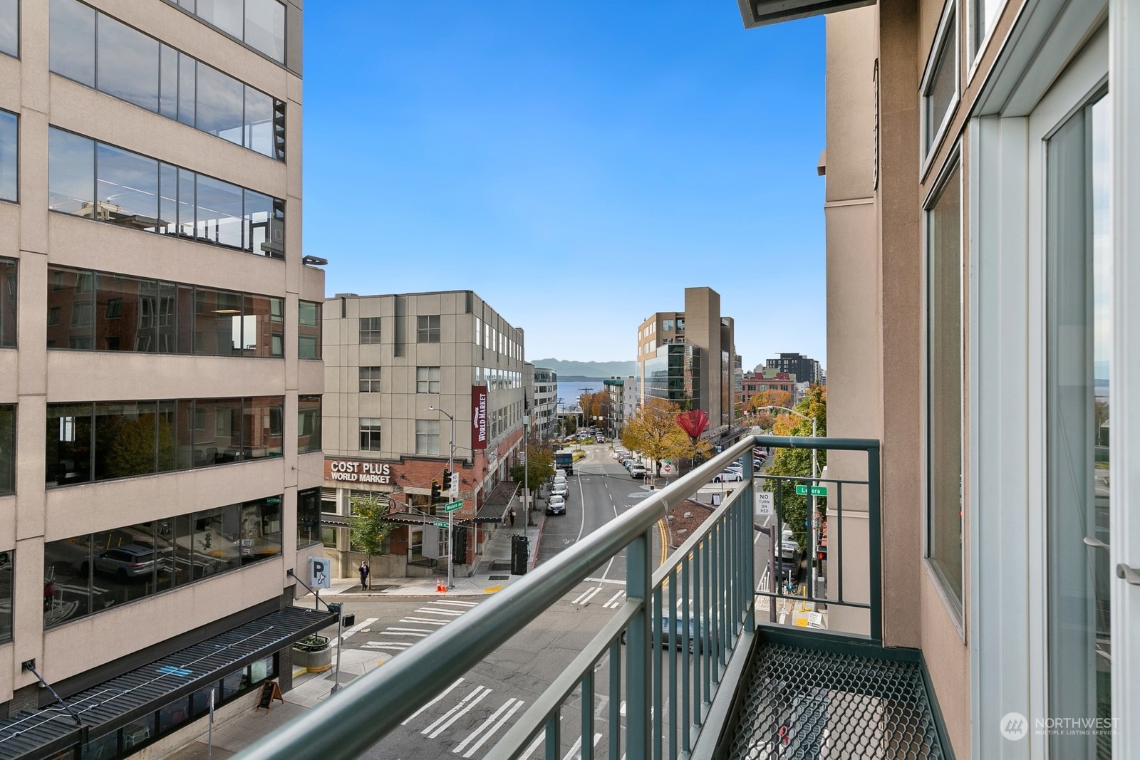 2030 Western Avenue Unit: 407