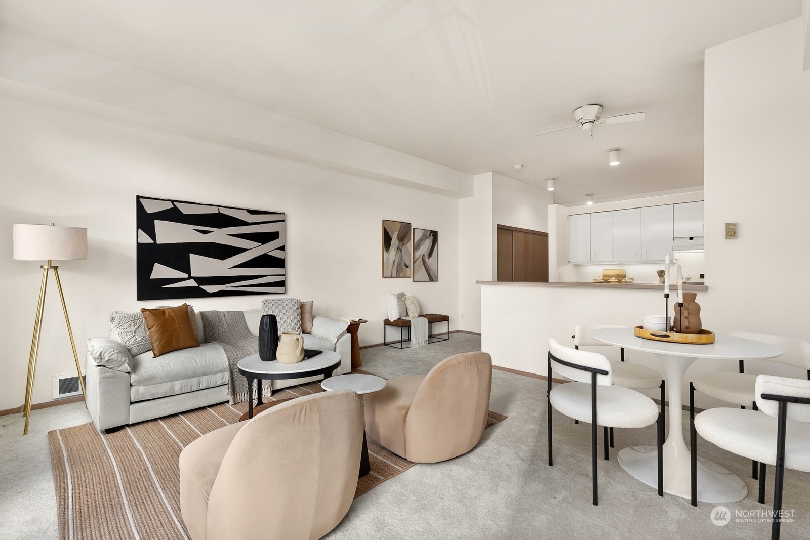 2030 Western Avenue Unit: 407