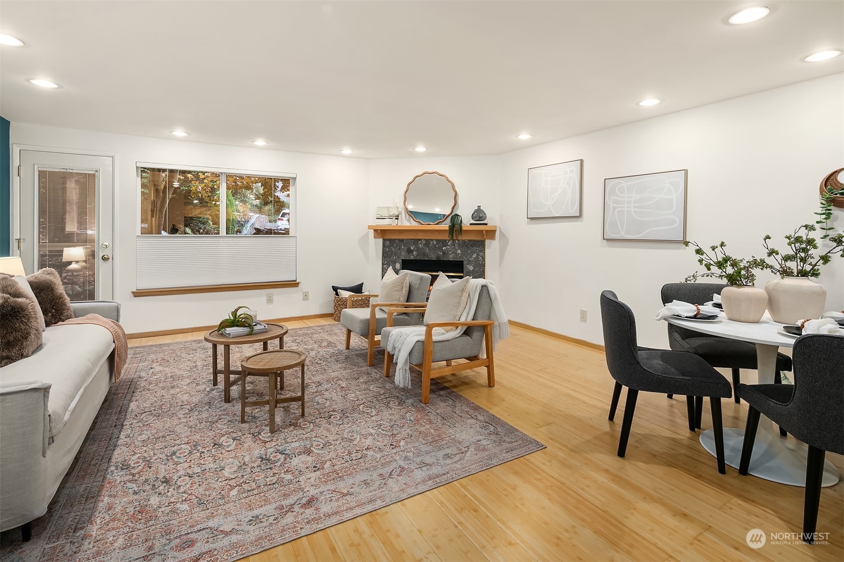 1110 W Howe Street Unit: 202