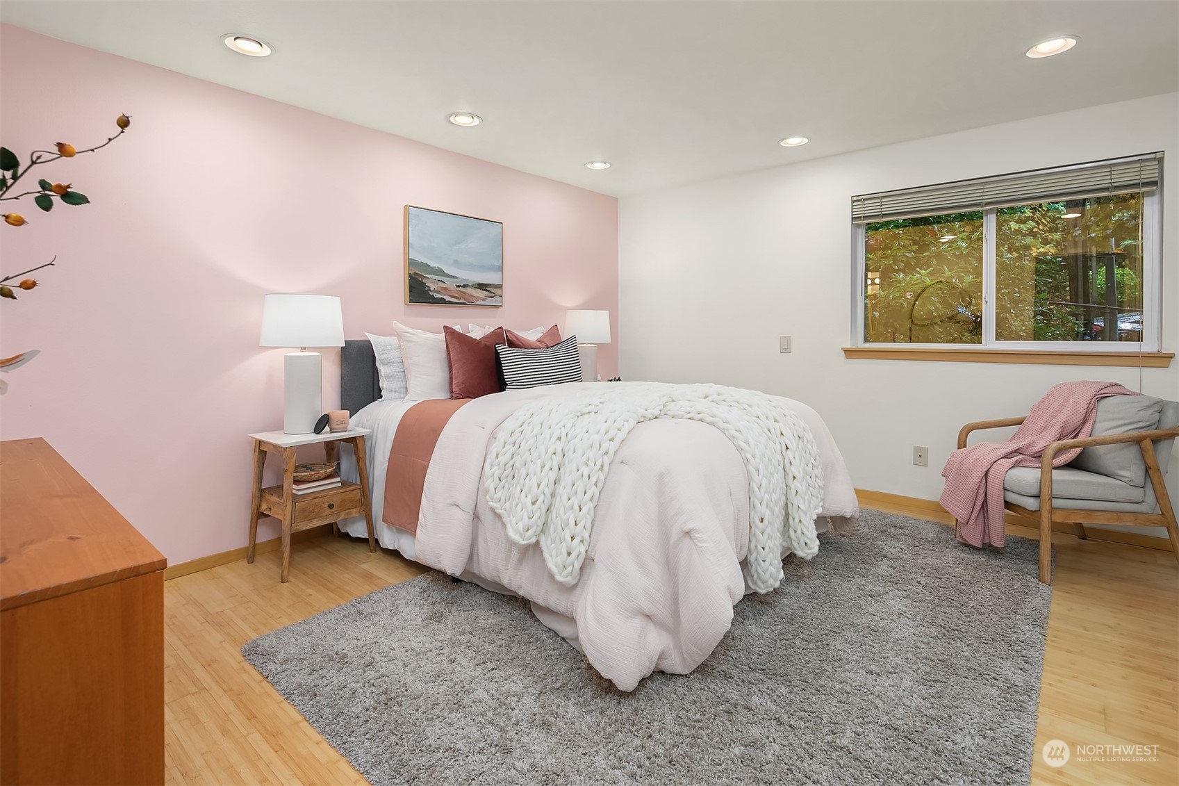 1110 W Howe Street Unit: 202