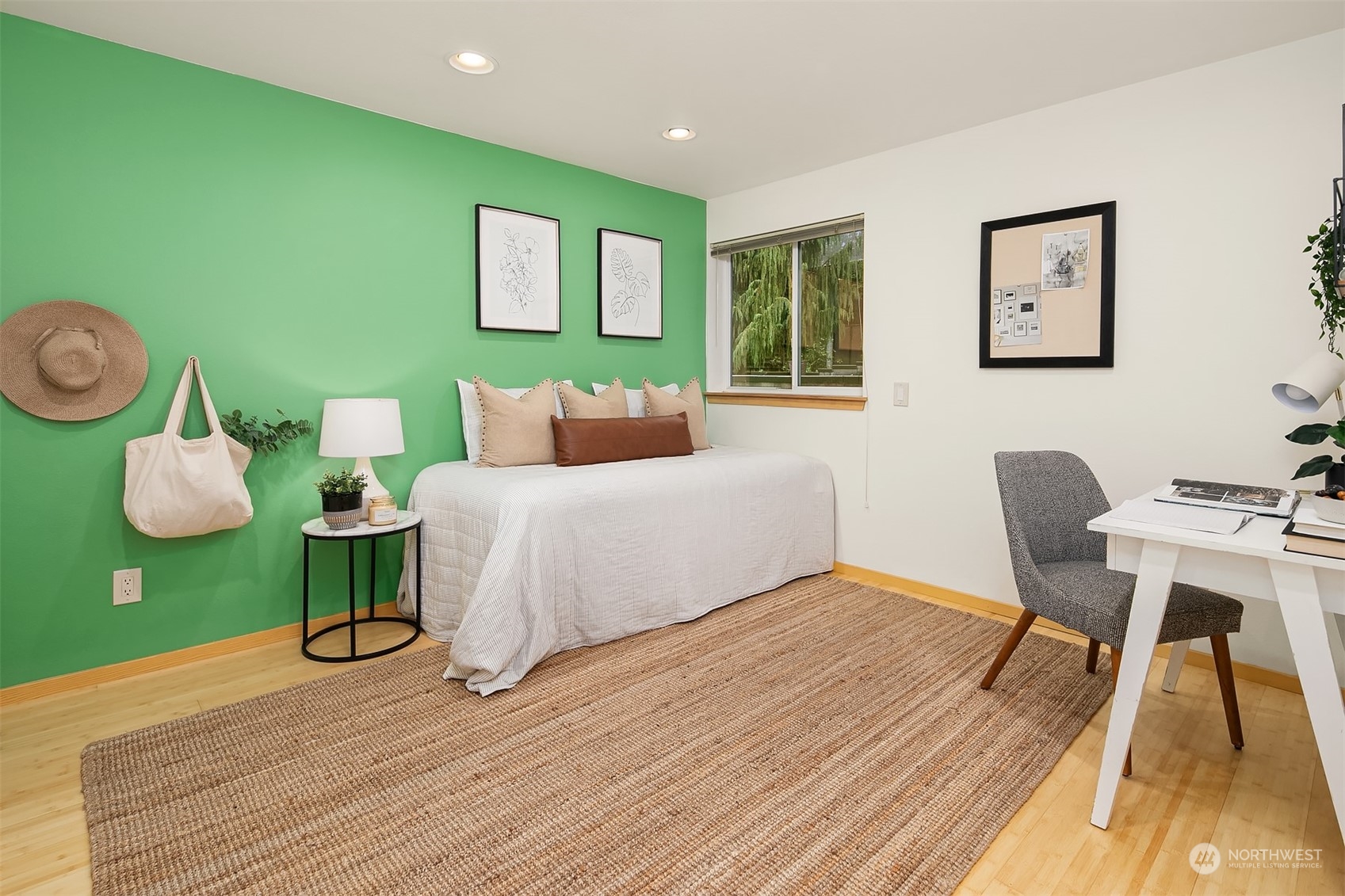 1110 W Howe Street Unit: 202