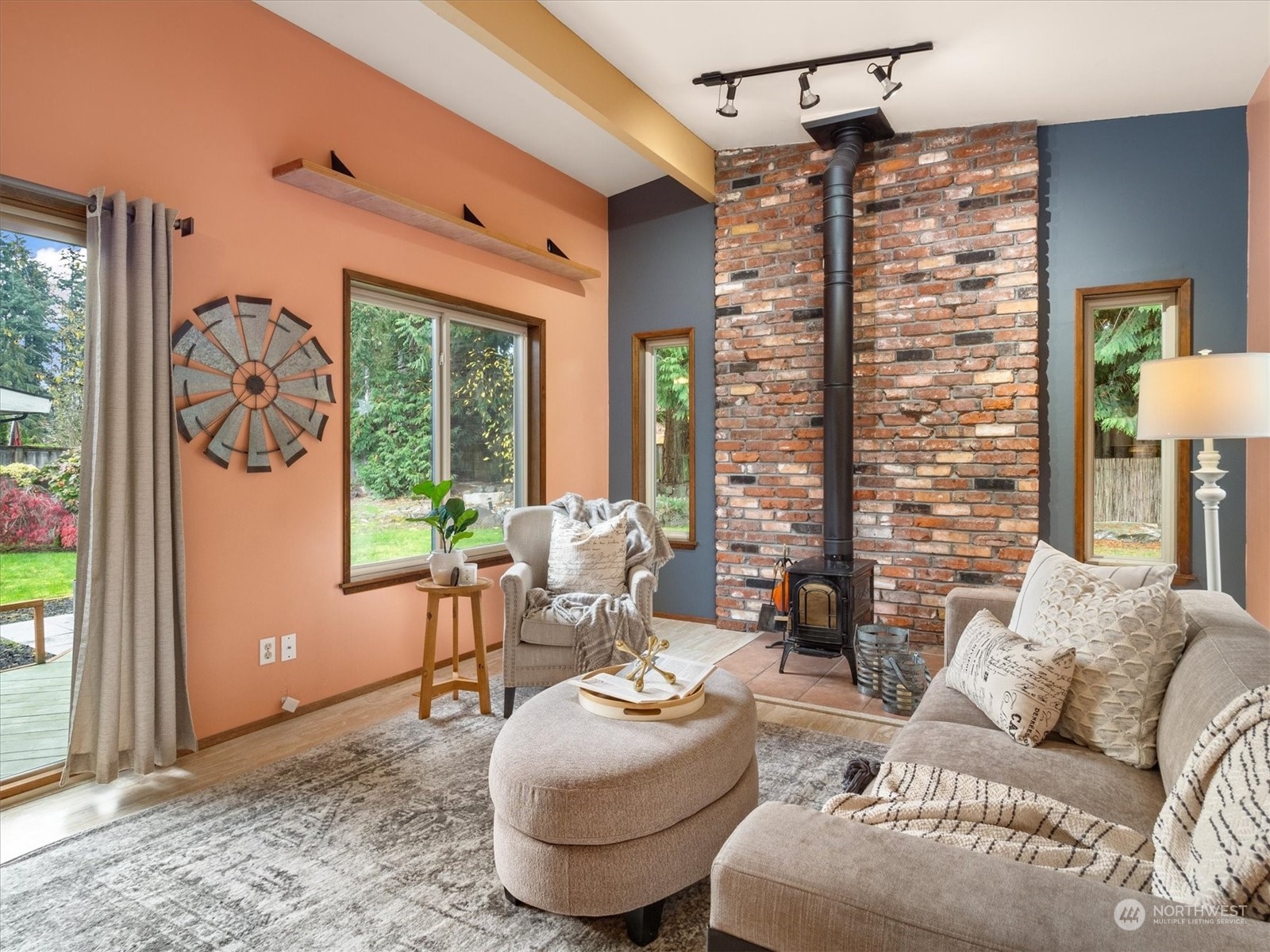 3815 S 305th Place