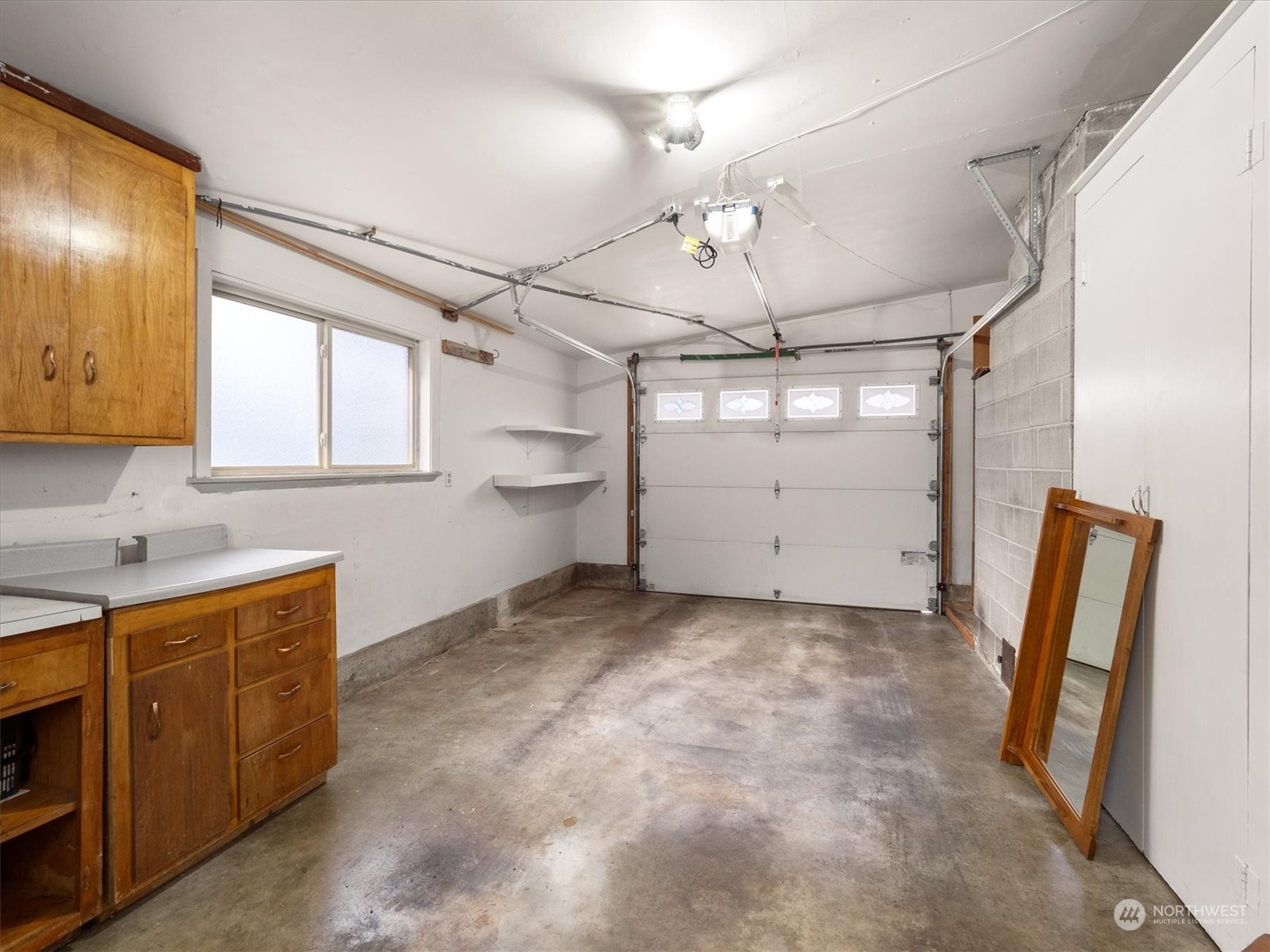 3815 S 305th Place