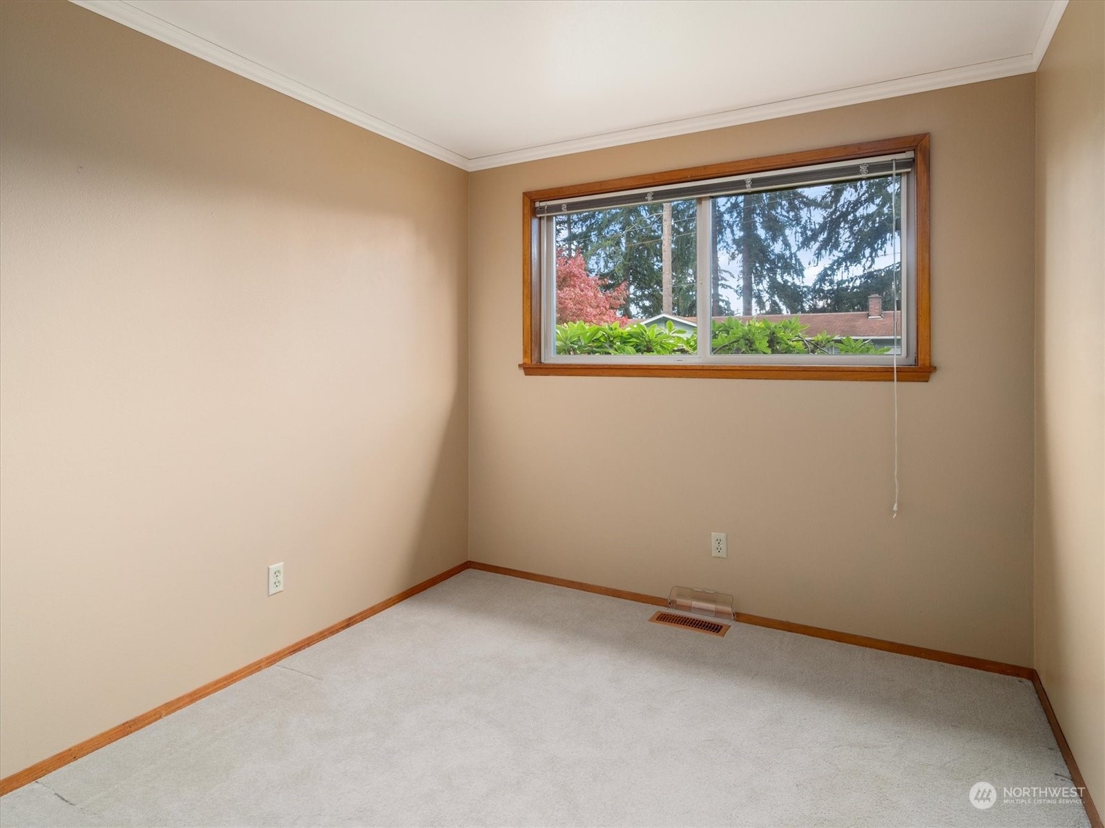 3815 S 305th Place