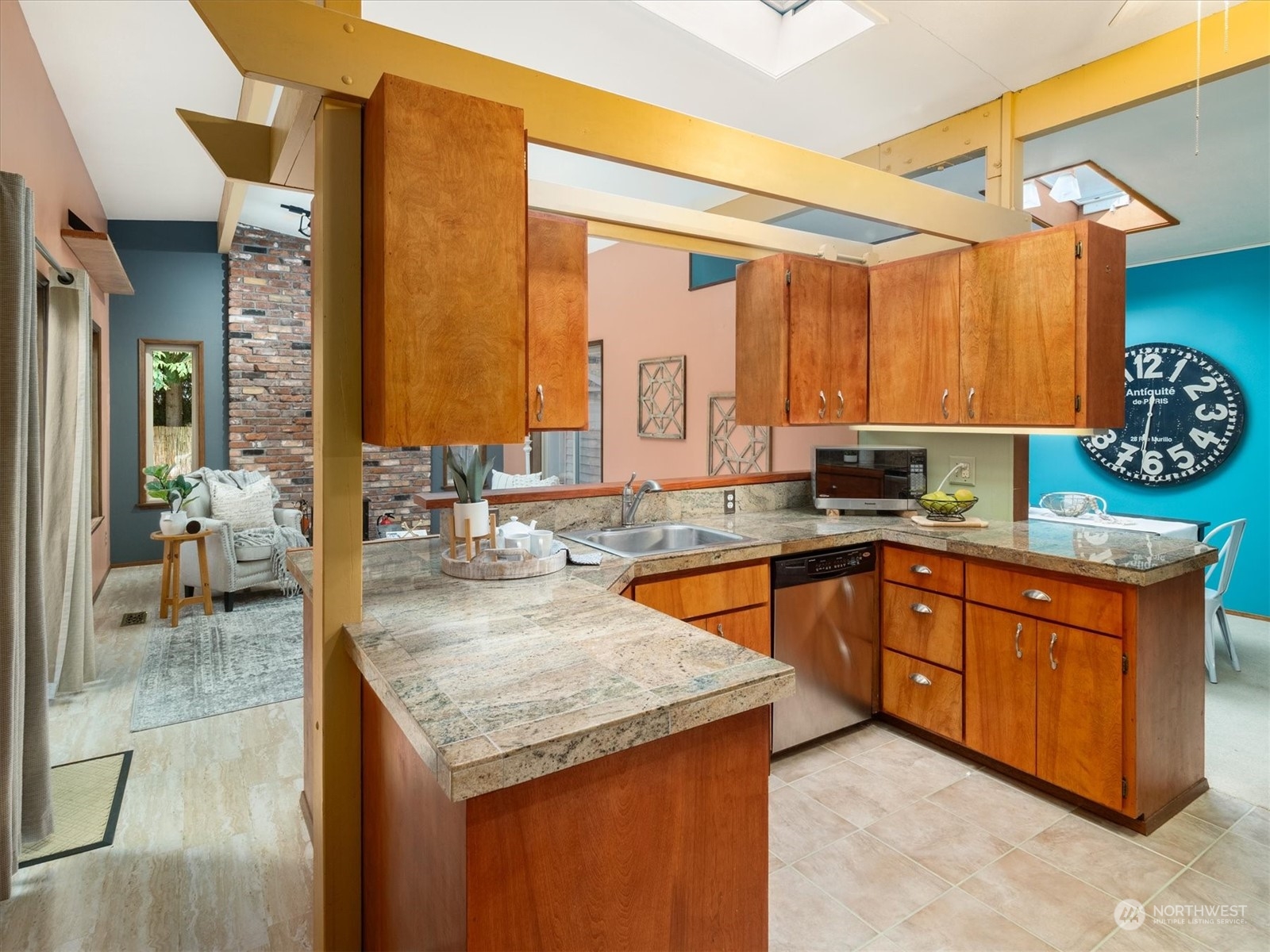 3815 S 305th Place