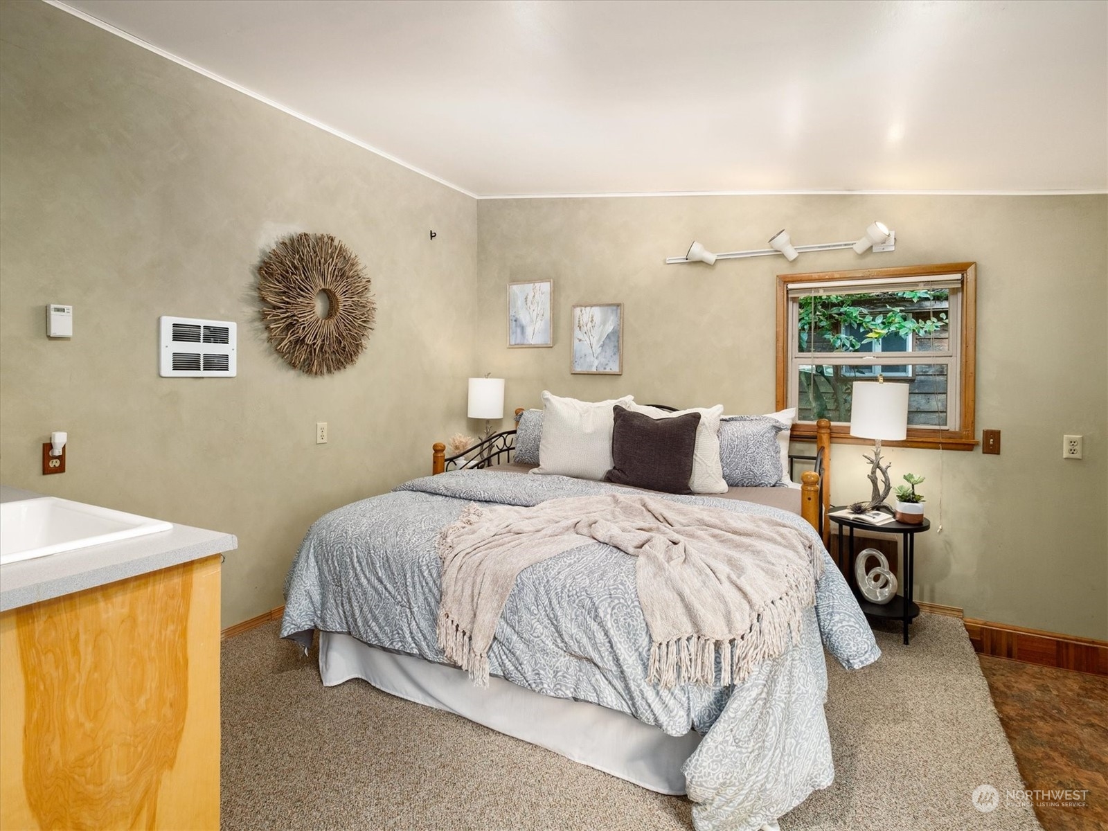 3815 S 305th Place