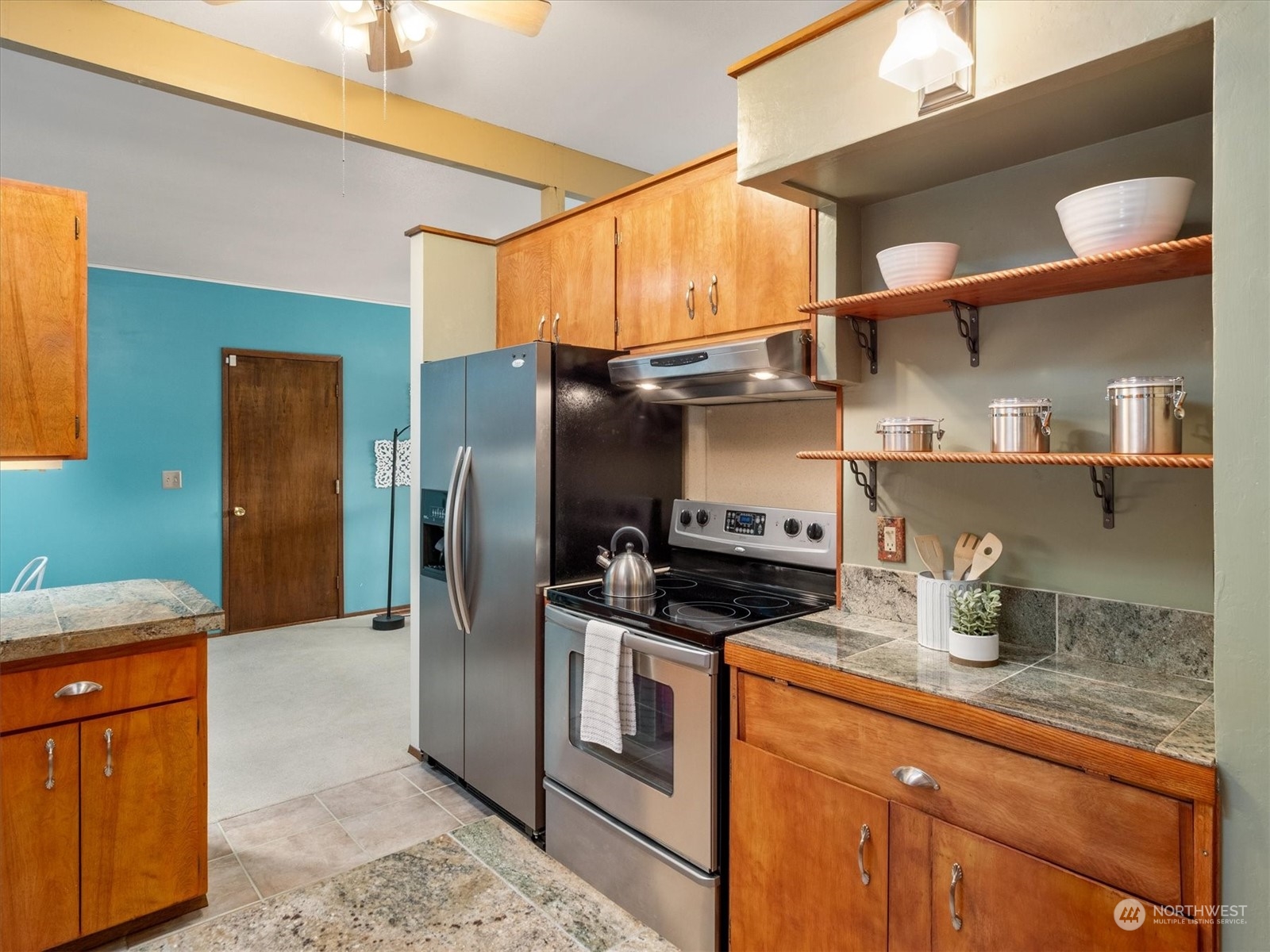 3815 S 305th Place