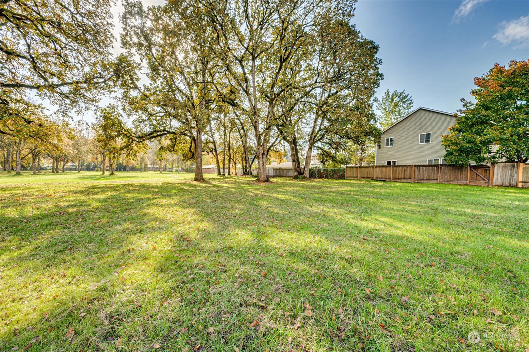 2609 NE 105 Court