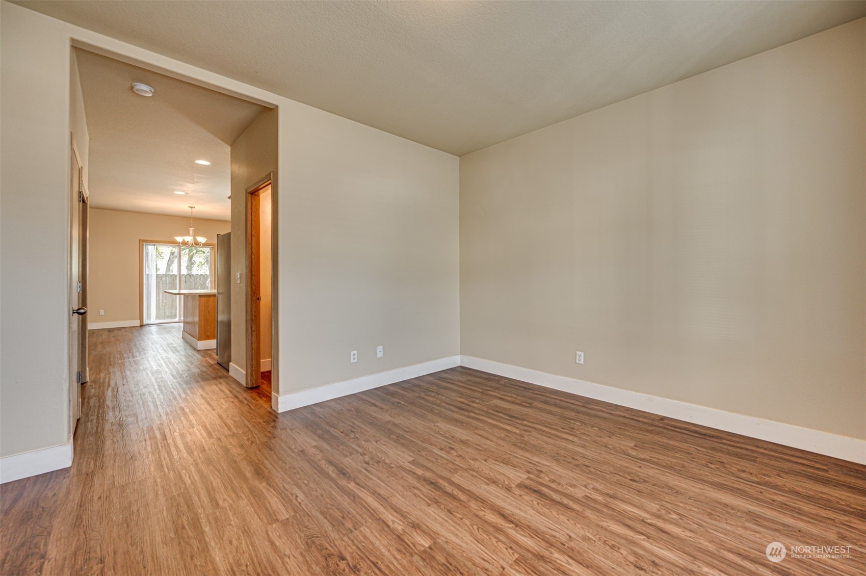 2609 NE 105 Court
