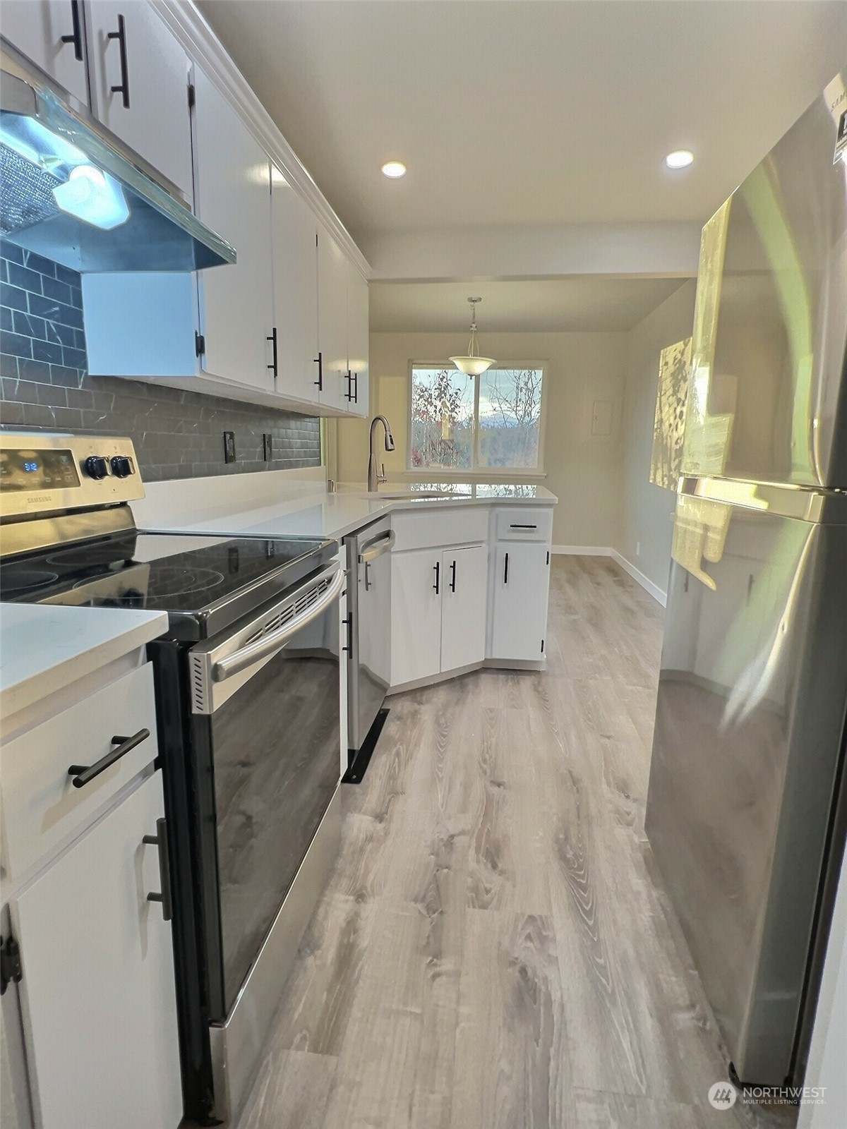 20198 Viking Crest Loop NE