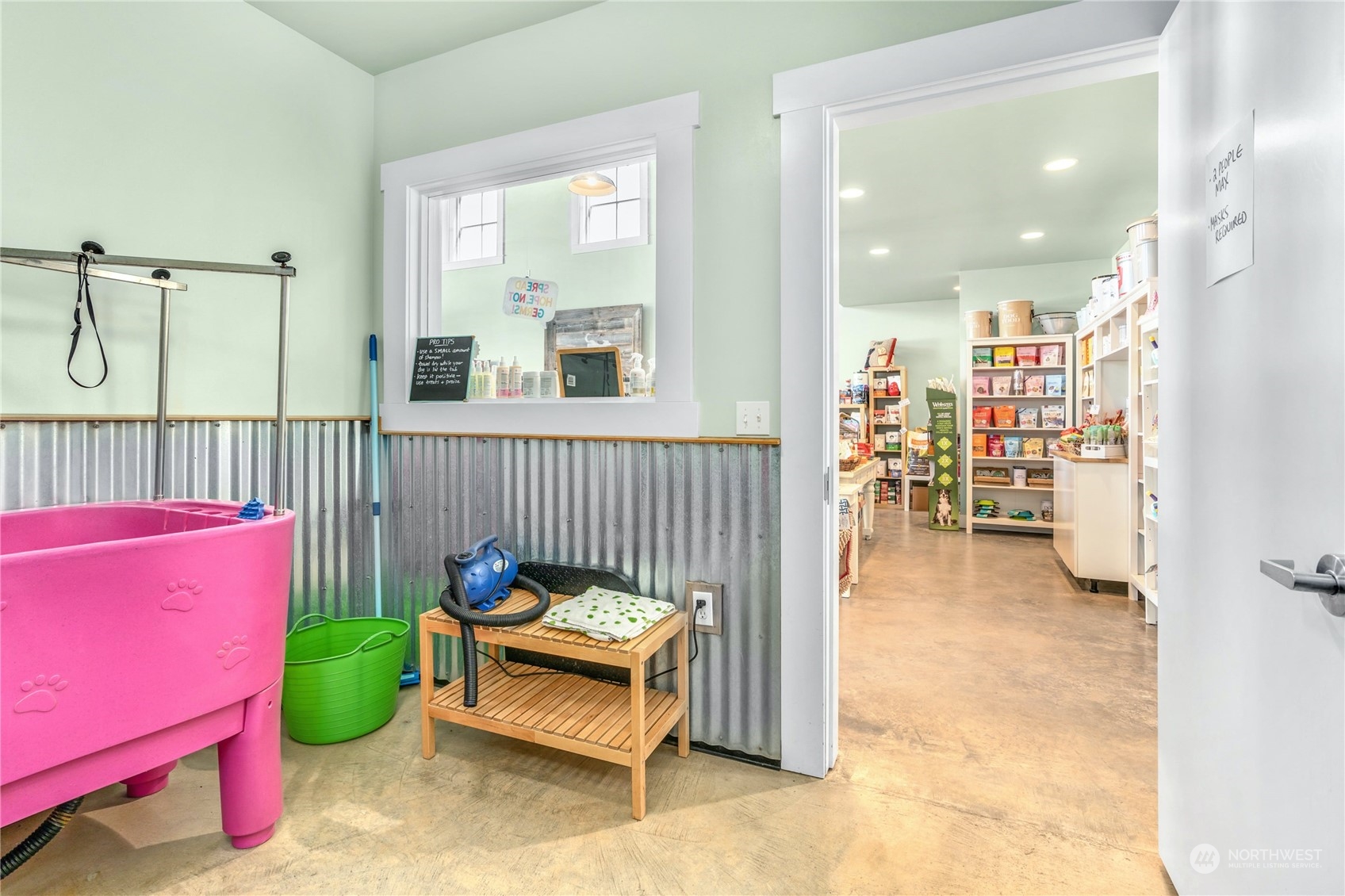 215 S Meriweather Street Unit: 2