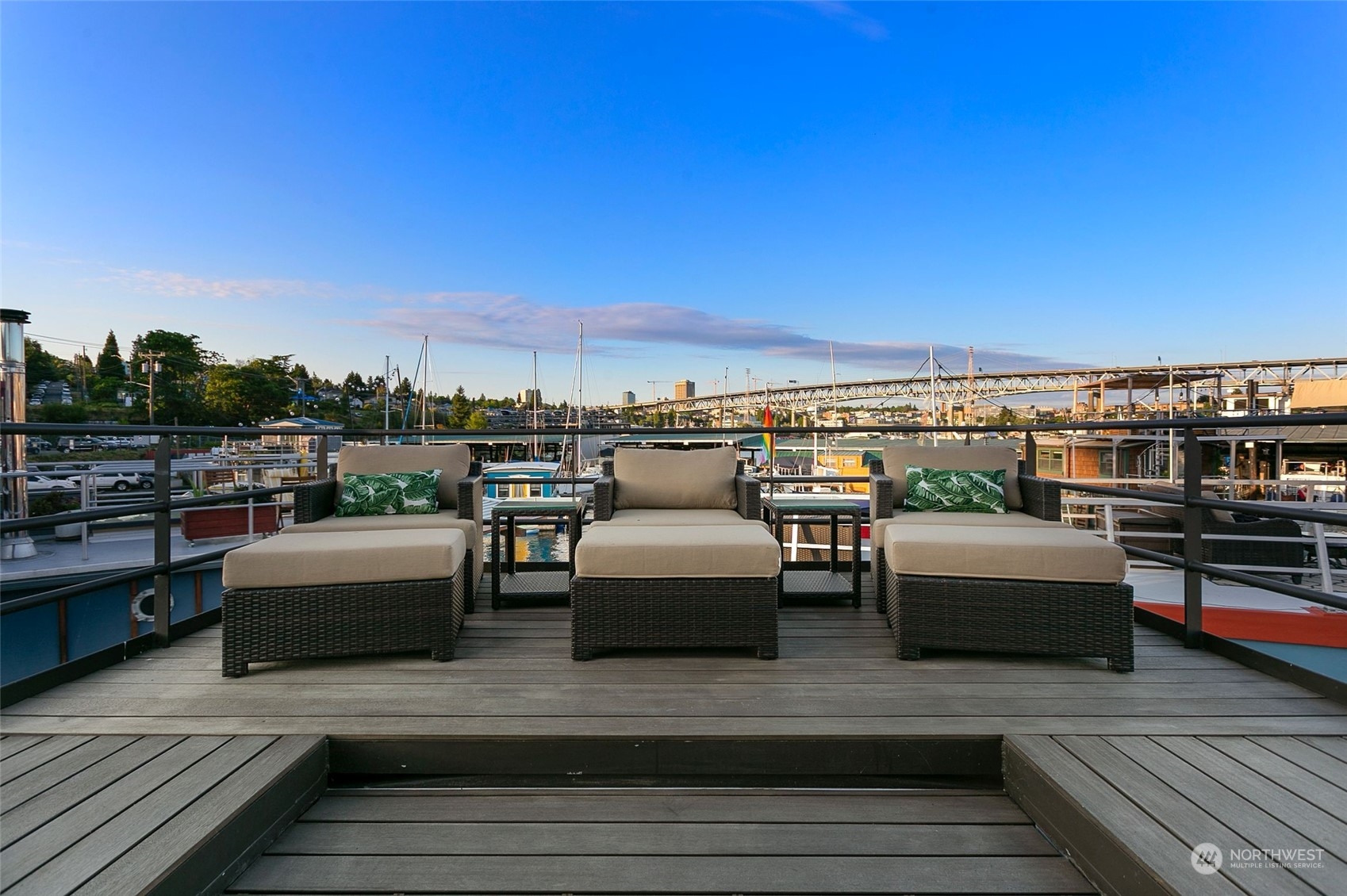 2401 N Northlake Way Unit: G7