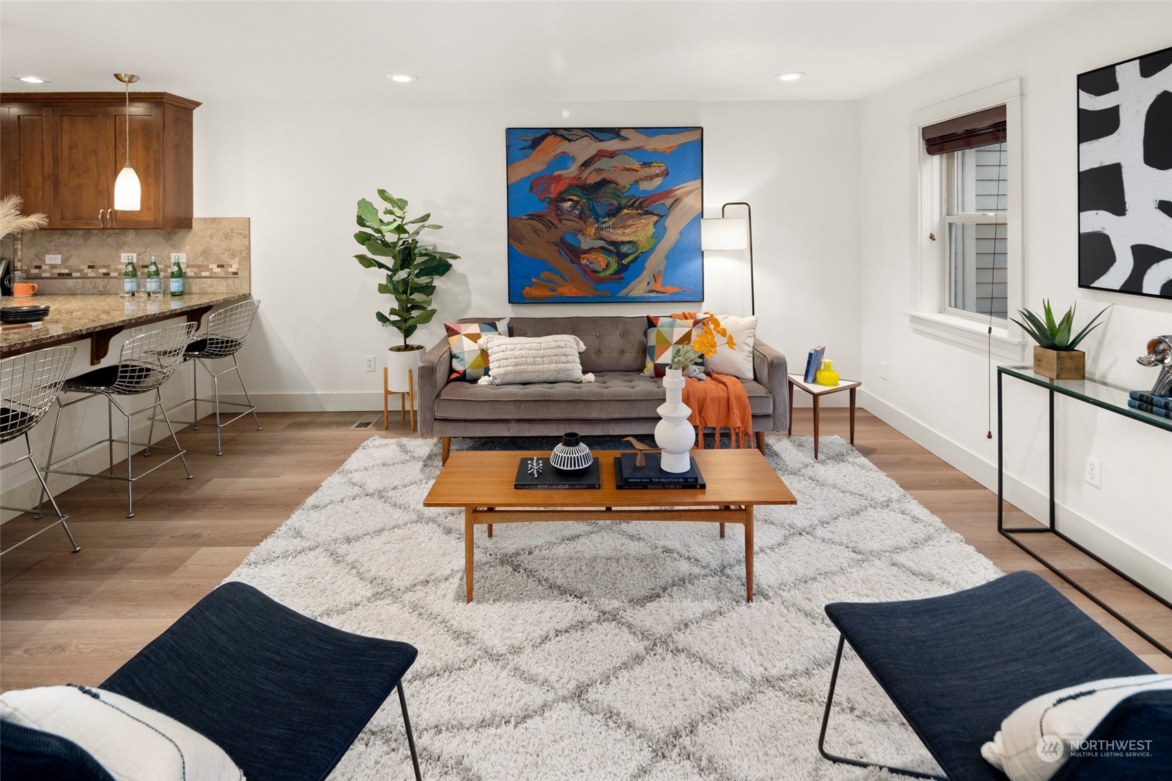 729 16th Avenue Unit: B