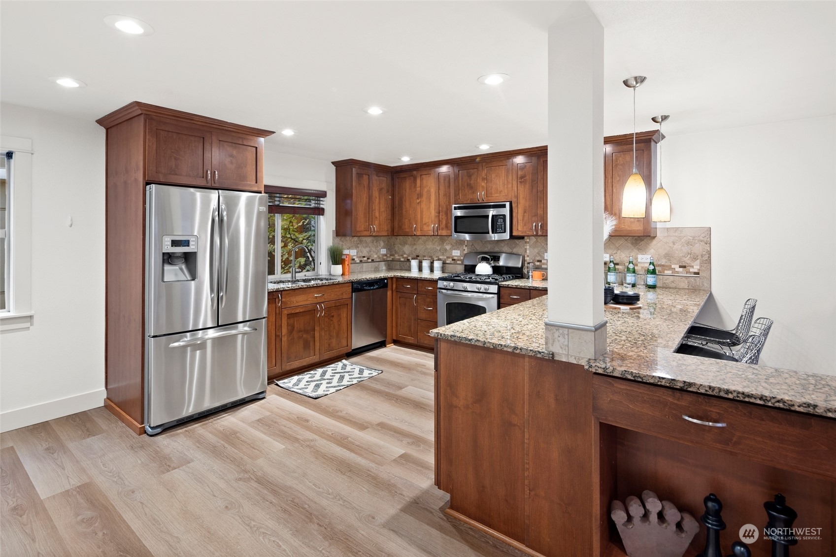 729 16th Avenue Unit: B