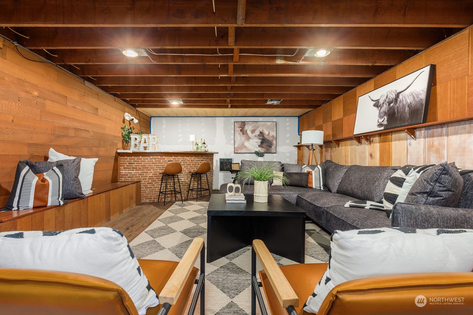 3245 NW Esplanade
