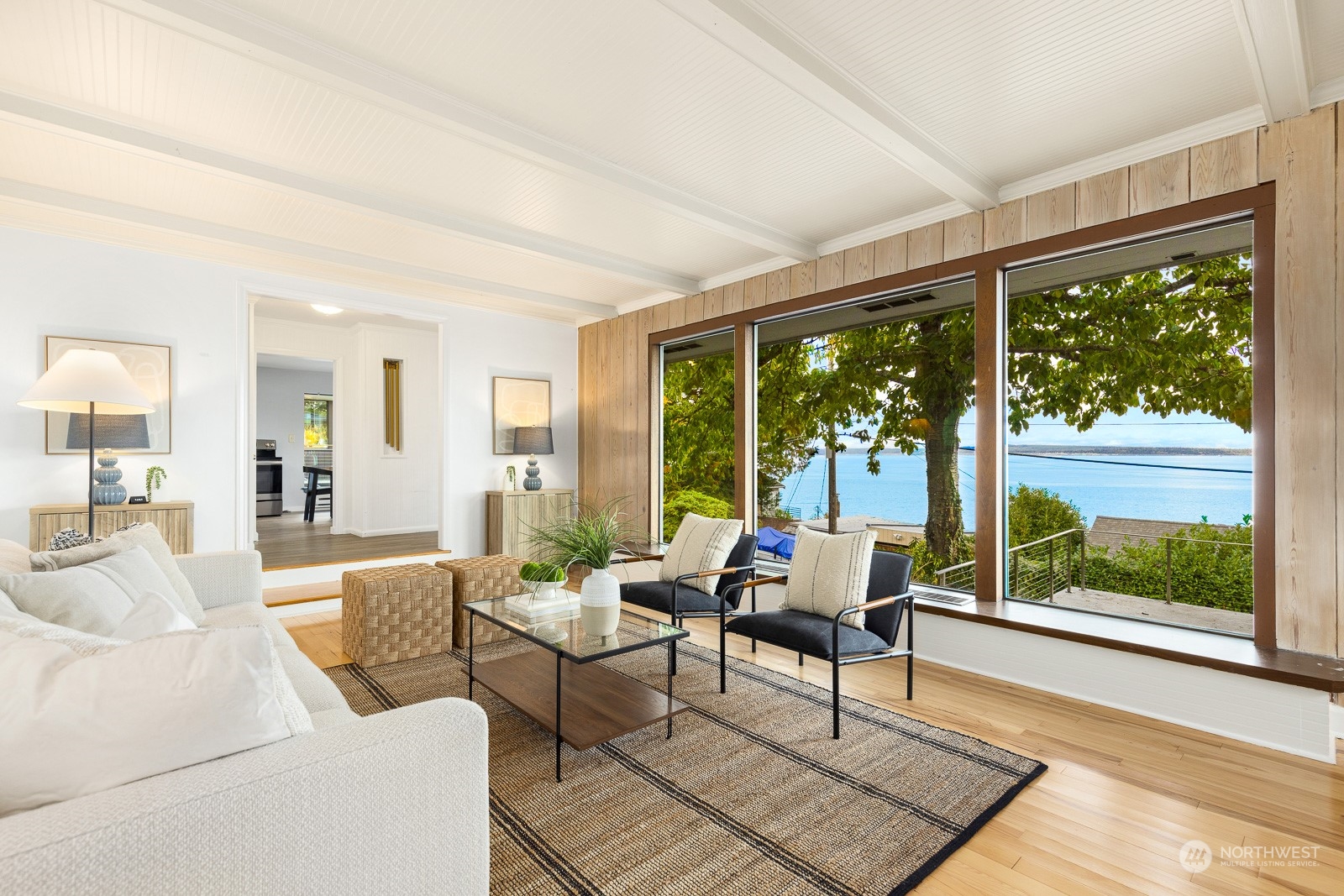 3245 NW Esplanade