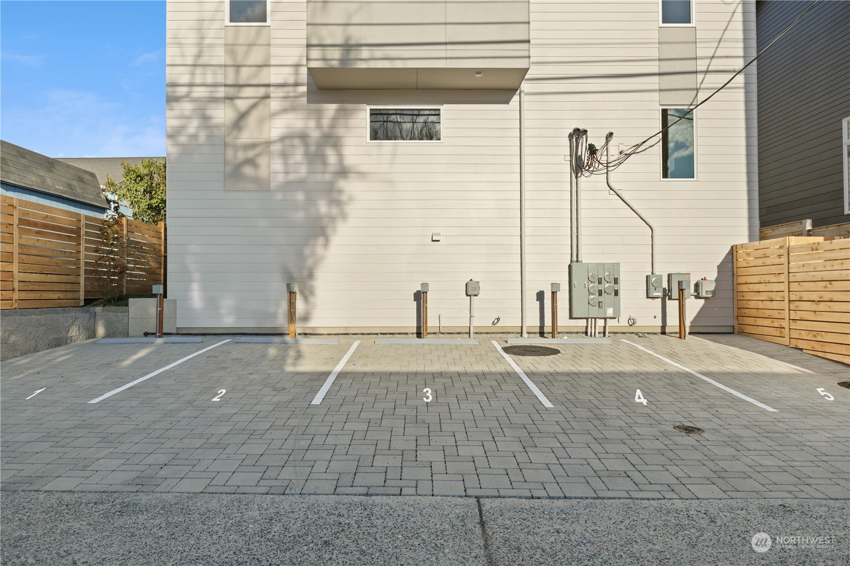 4839 B 42nd Avenue SW