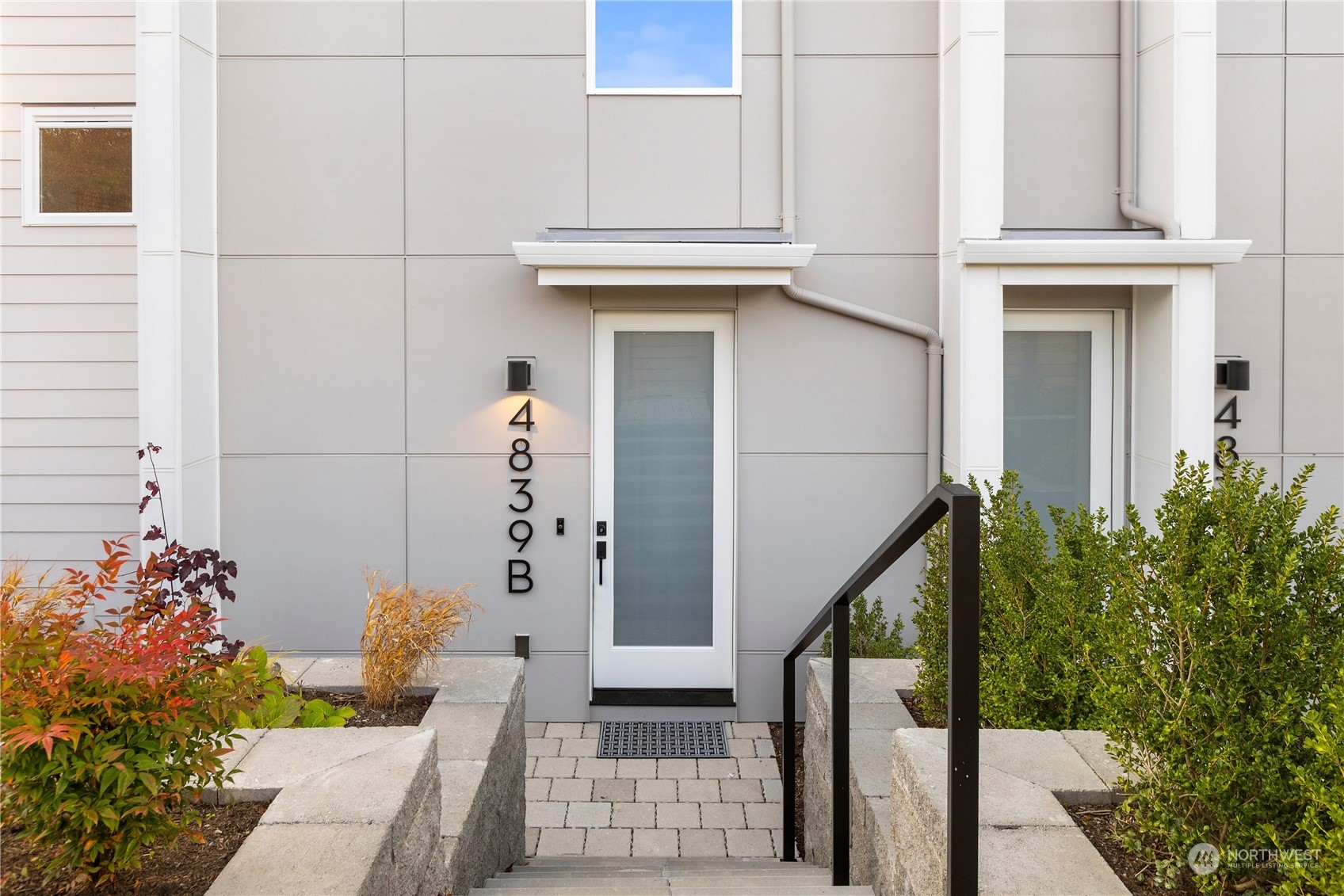 4839 B 42nd Avenue SW