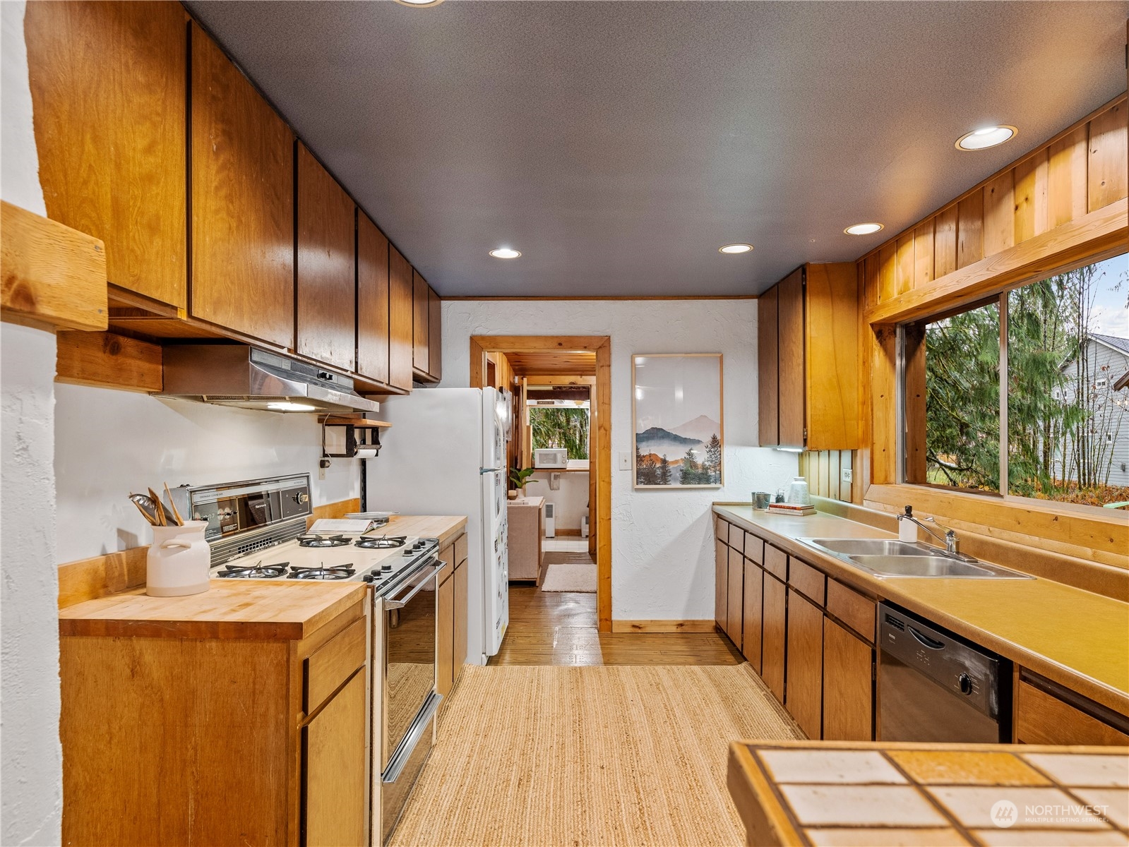 113 3rd Street S