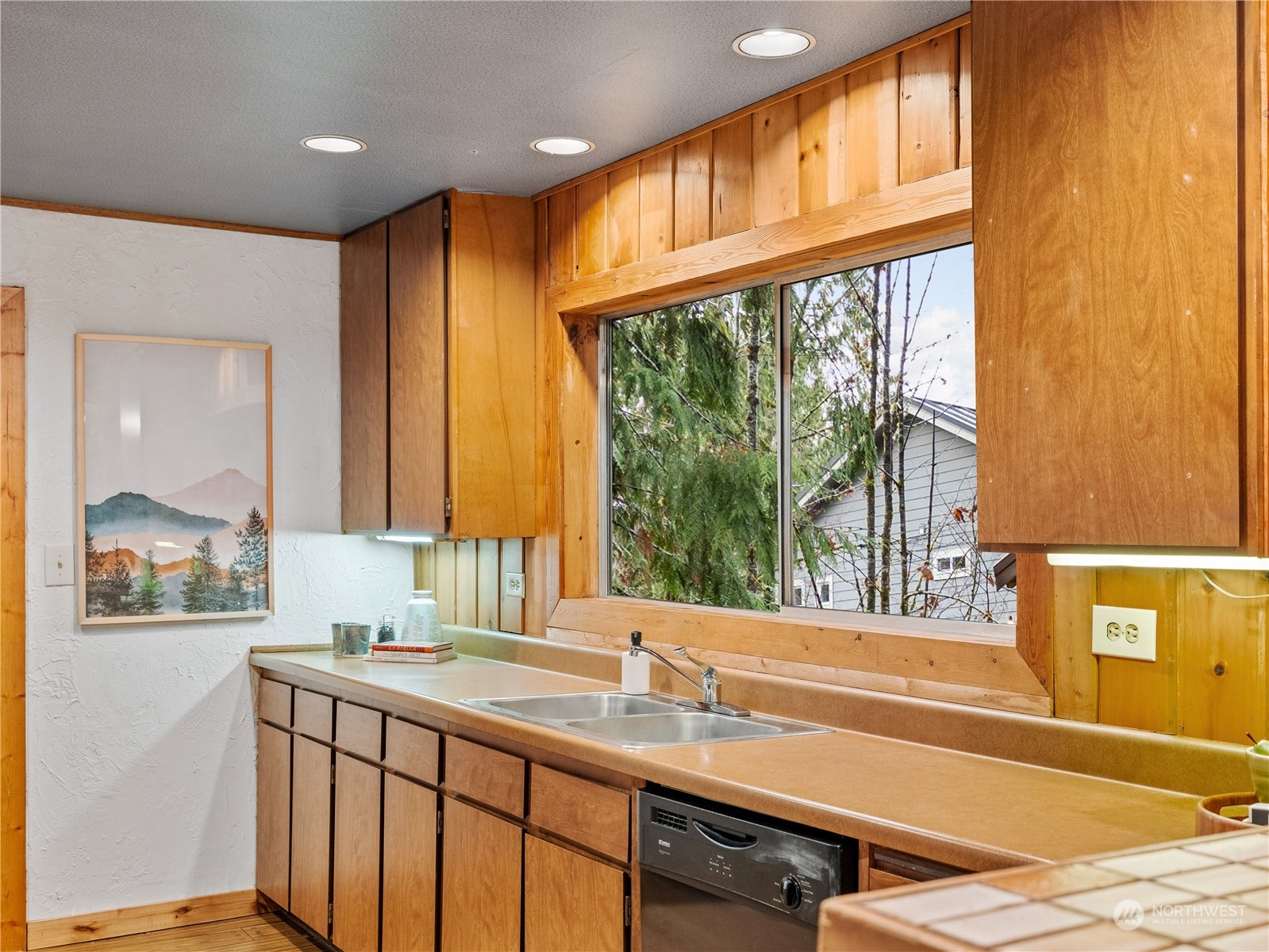 113 3rd Street S