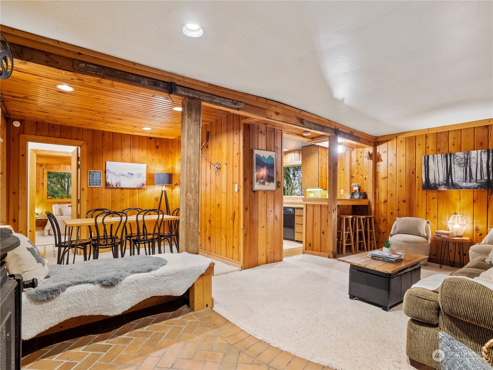 113 3rd Street S