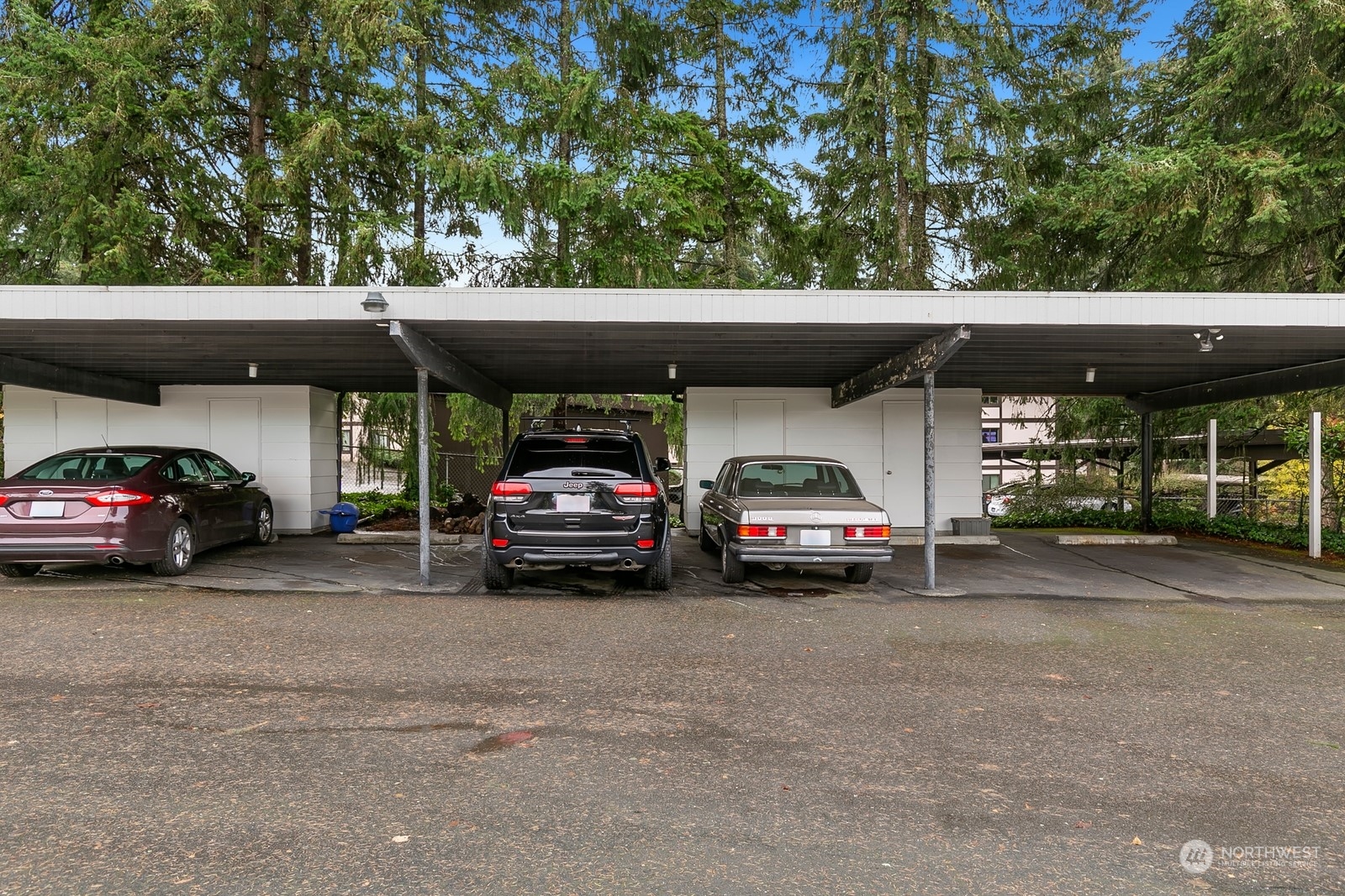 4425 Grandview Drive W Unit: 10B