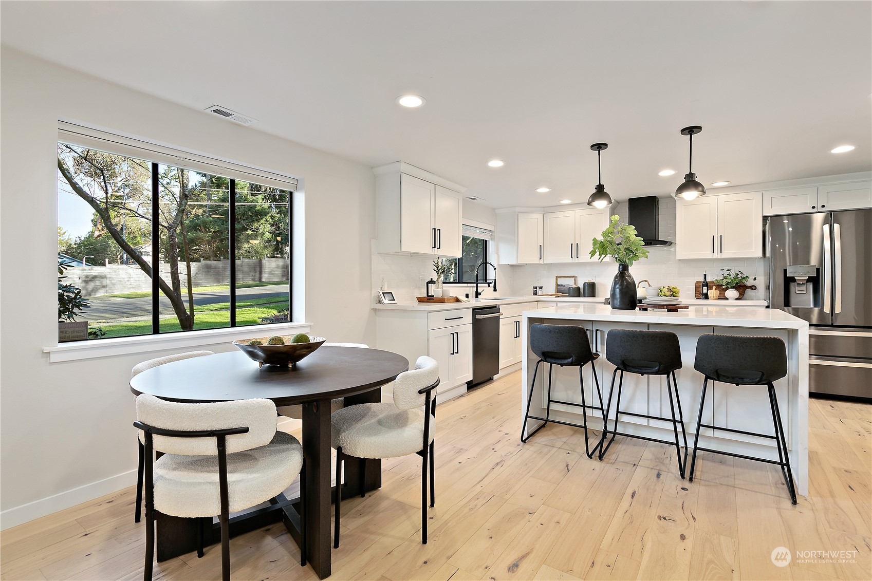 305 NE 170th Street